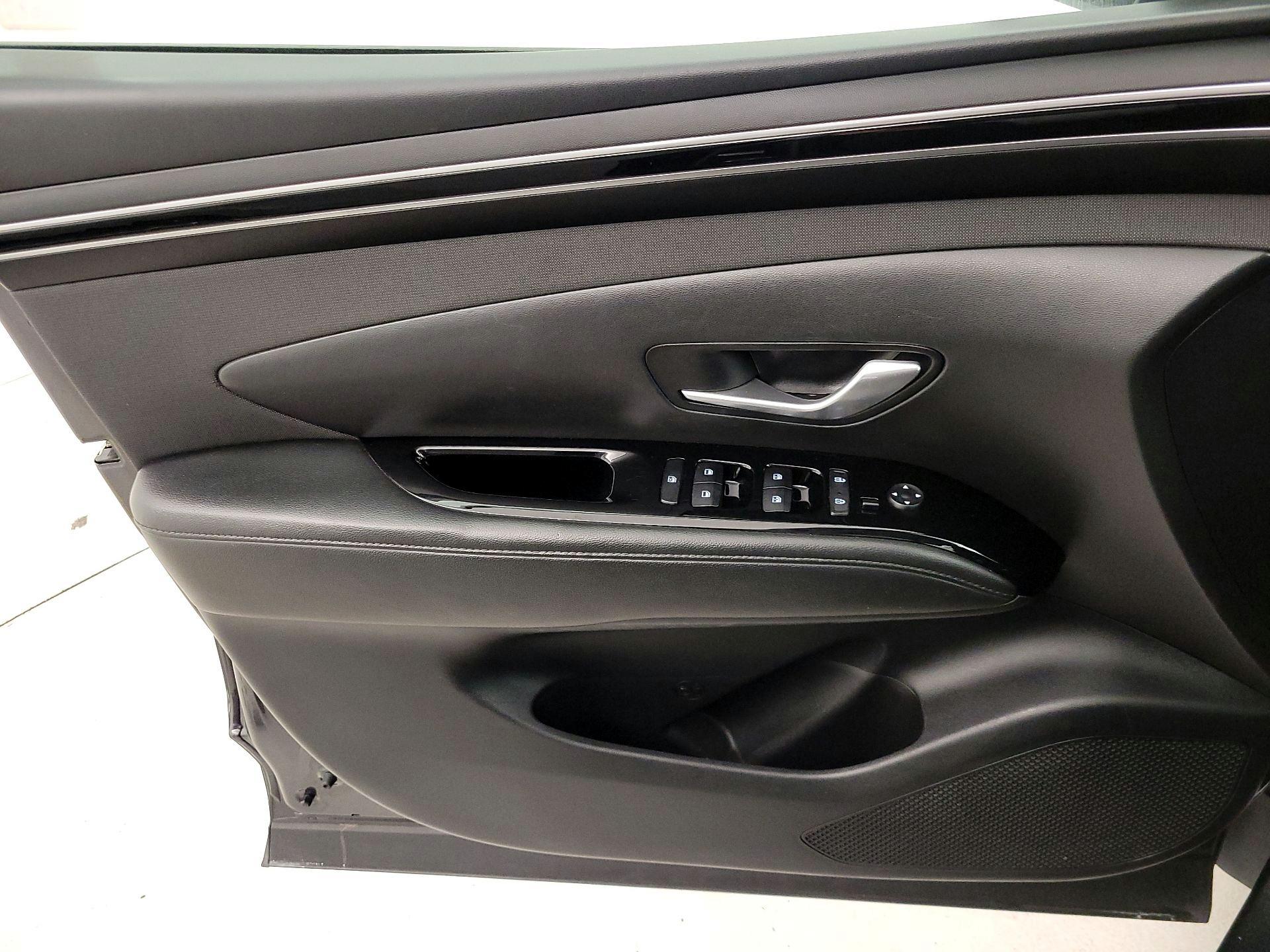 Thumbnail: 2022 Hyundai Tucson - 12