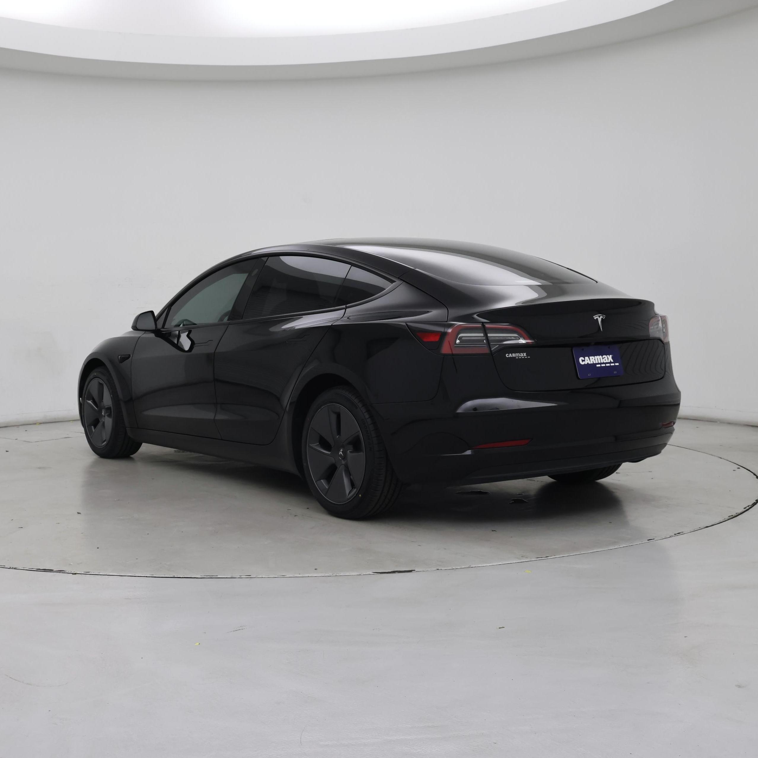 Thumbnail: 2023 Tesla Model 3 - 2