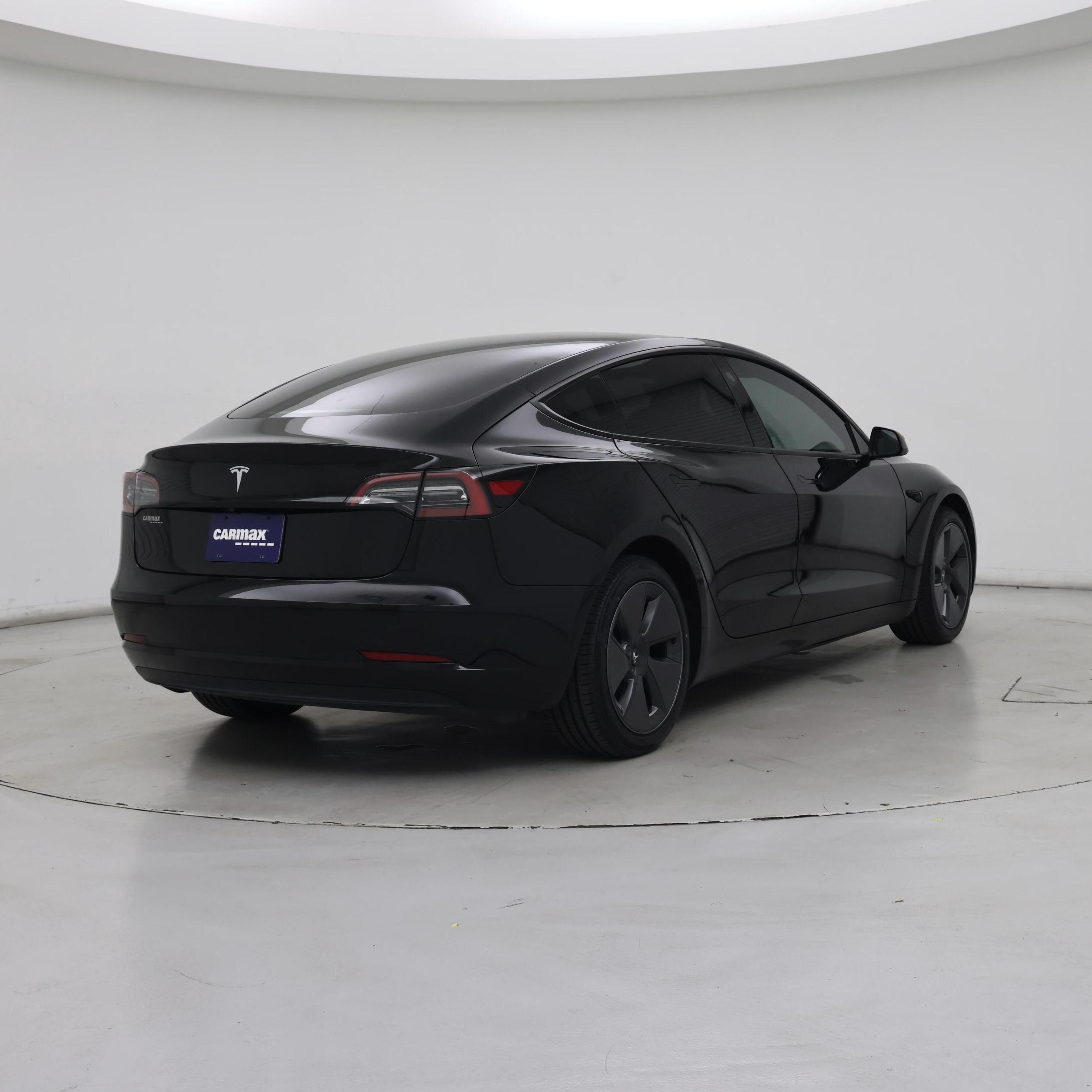 Thumbnail: 2023 Tesla Model 3 - 8