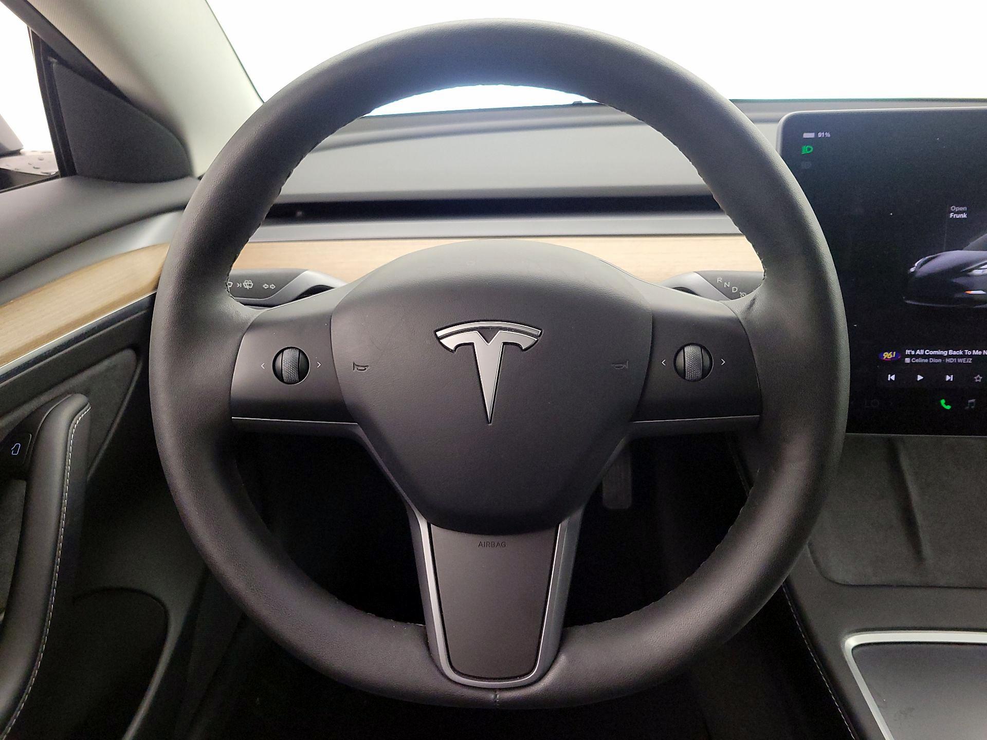 Thumbnail: 2023 Tesla Model 3 - 10