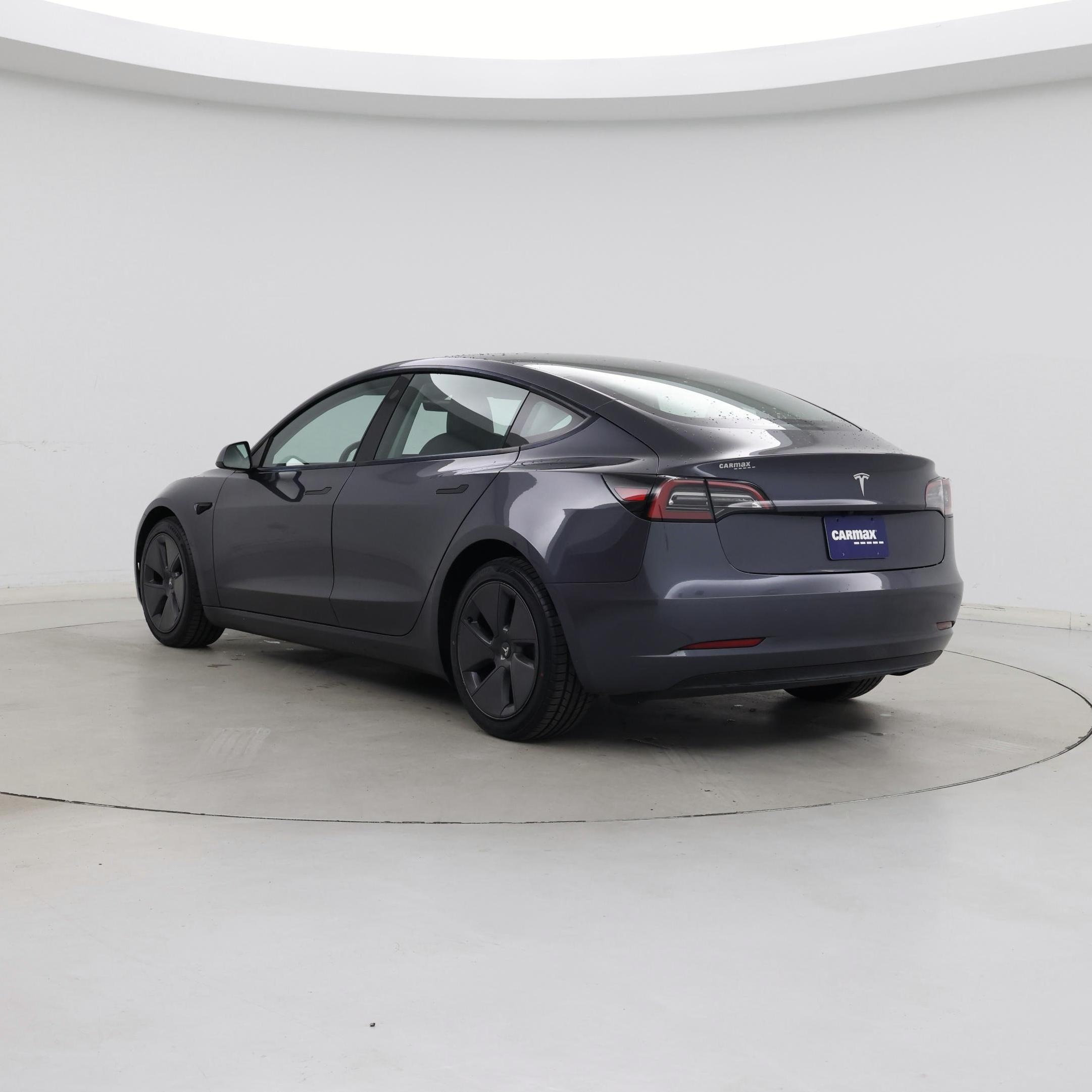 Thumbnail: 2023 Tesla Model 3 - 2