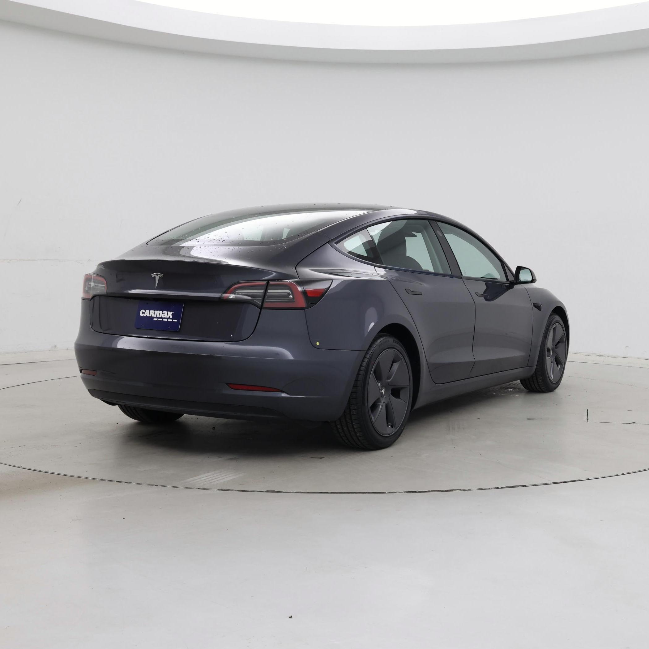 Thumbnail: 2023 Tesla Model 3 - 8