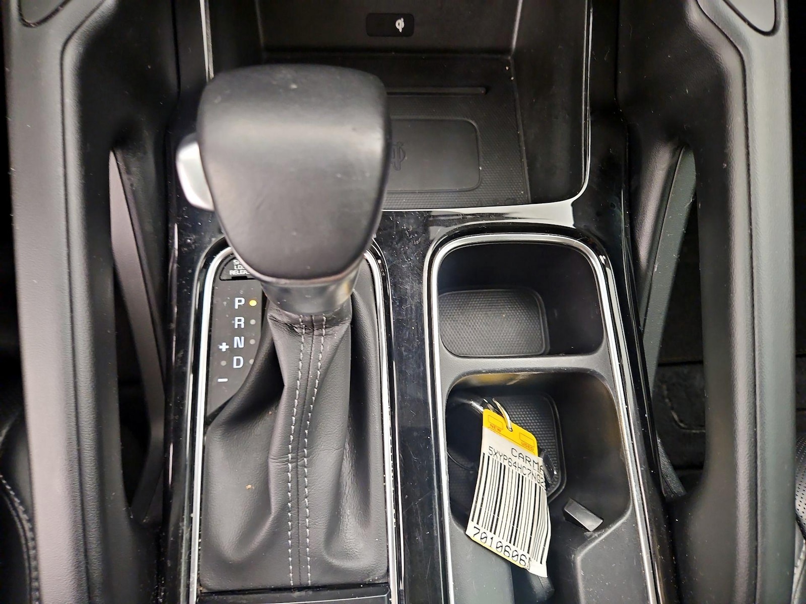 2022 Kia Telluride S - Photo 20