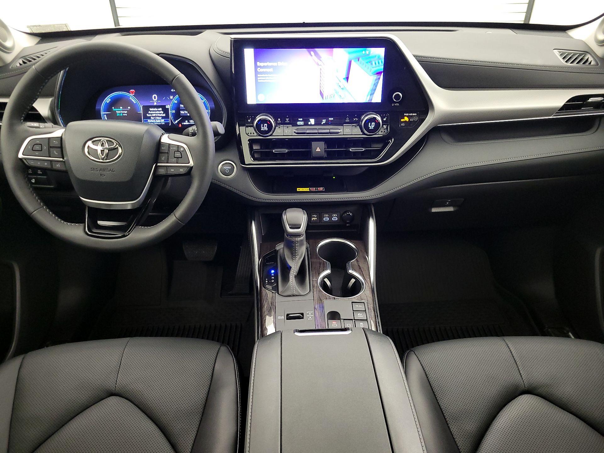 Thumbnail: 2026 Toyota Highlander - 9
