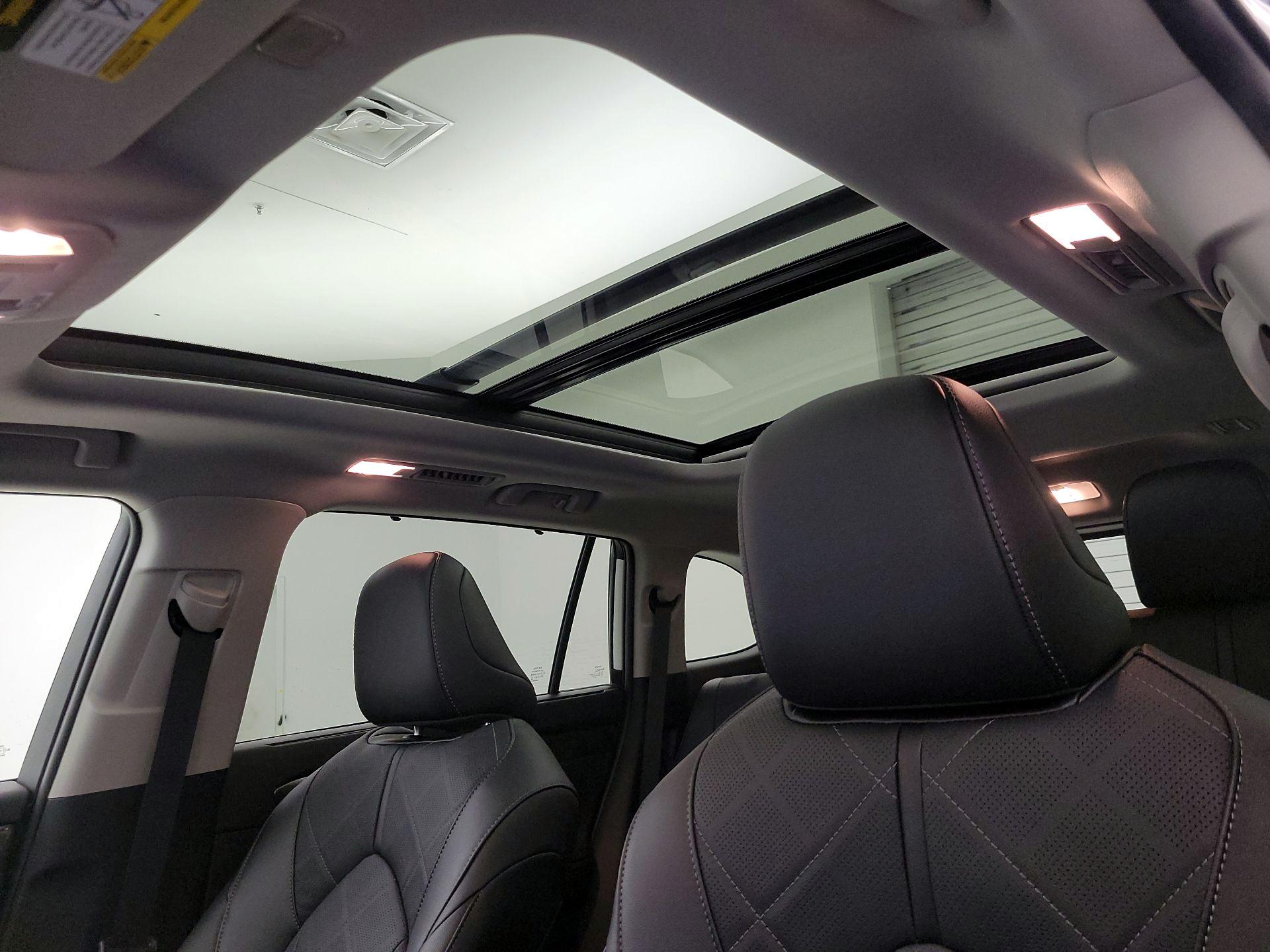 Thumbnail: 2026 Toyota Highlander - 19