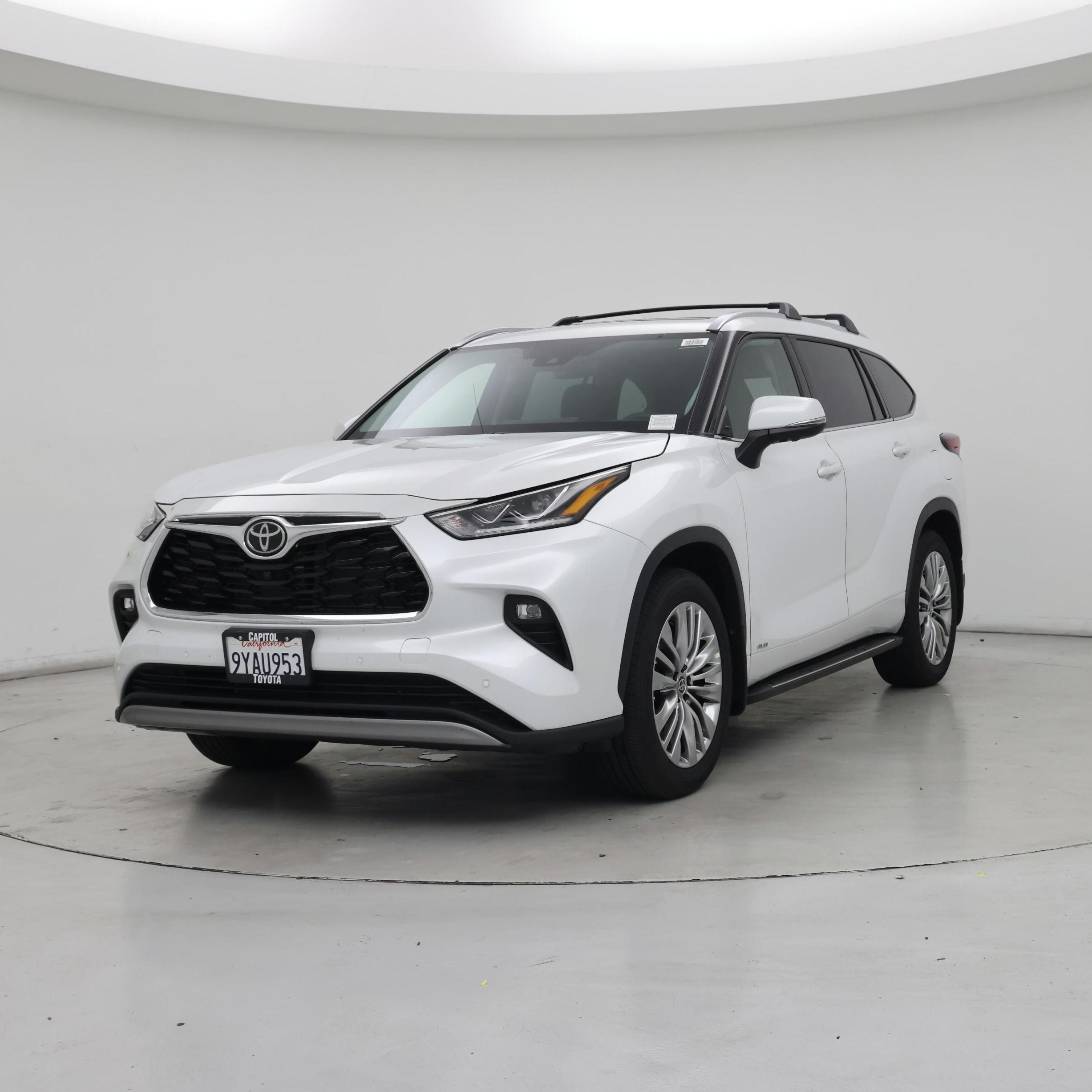 Thumbnail: 2026 Toyota Highlander - 4