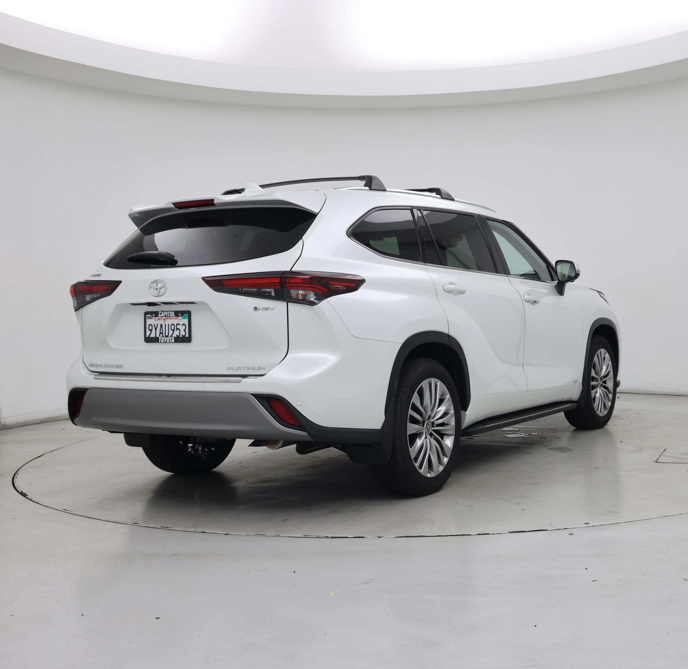 Thumbnail: 2026 Toyota Highlander - 8