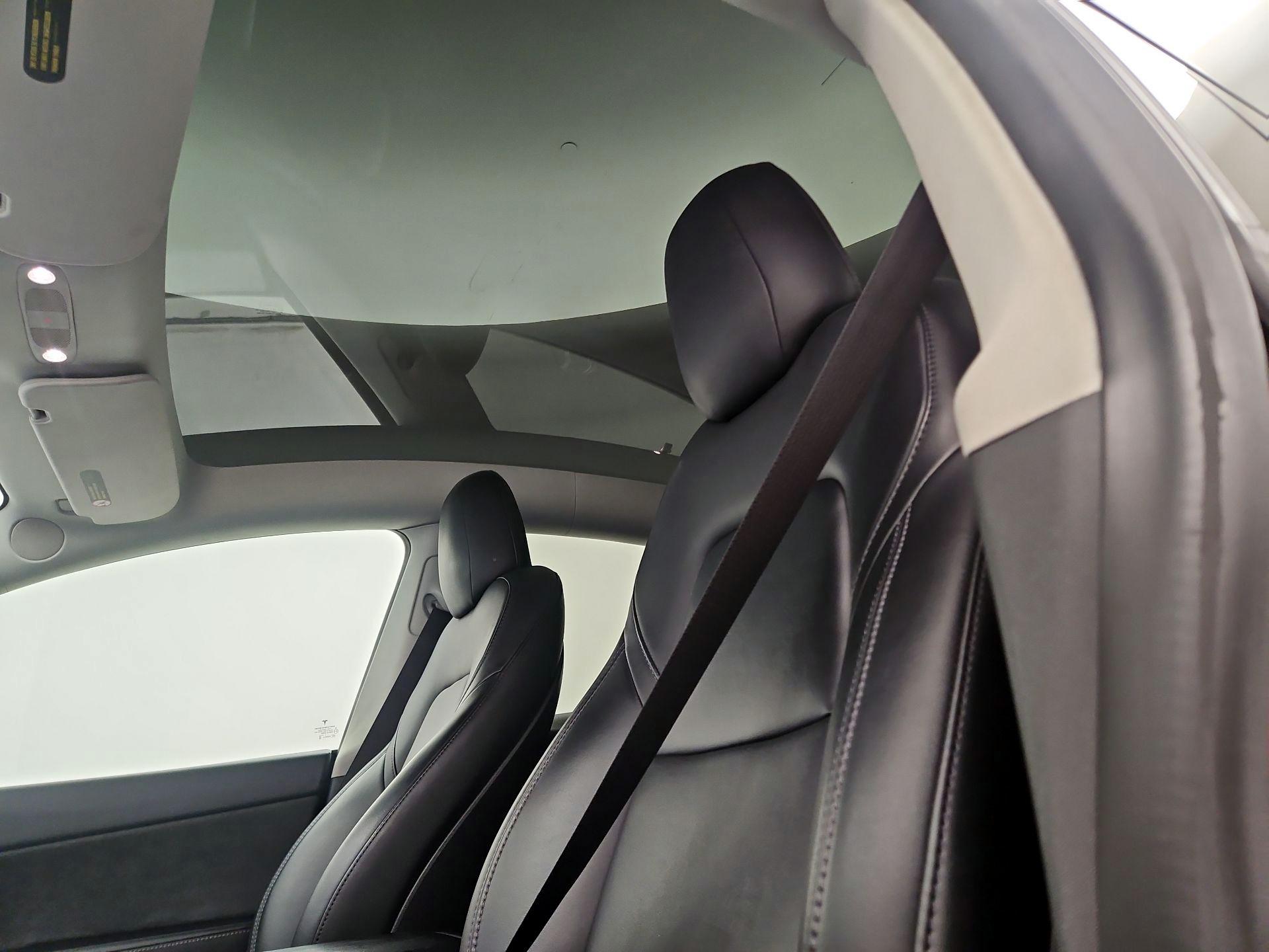Thumbnail: 2021 Tesla Model Y - 19