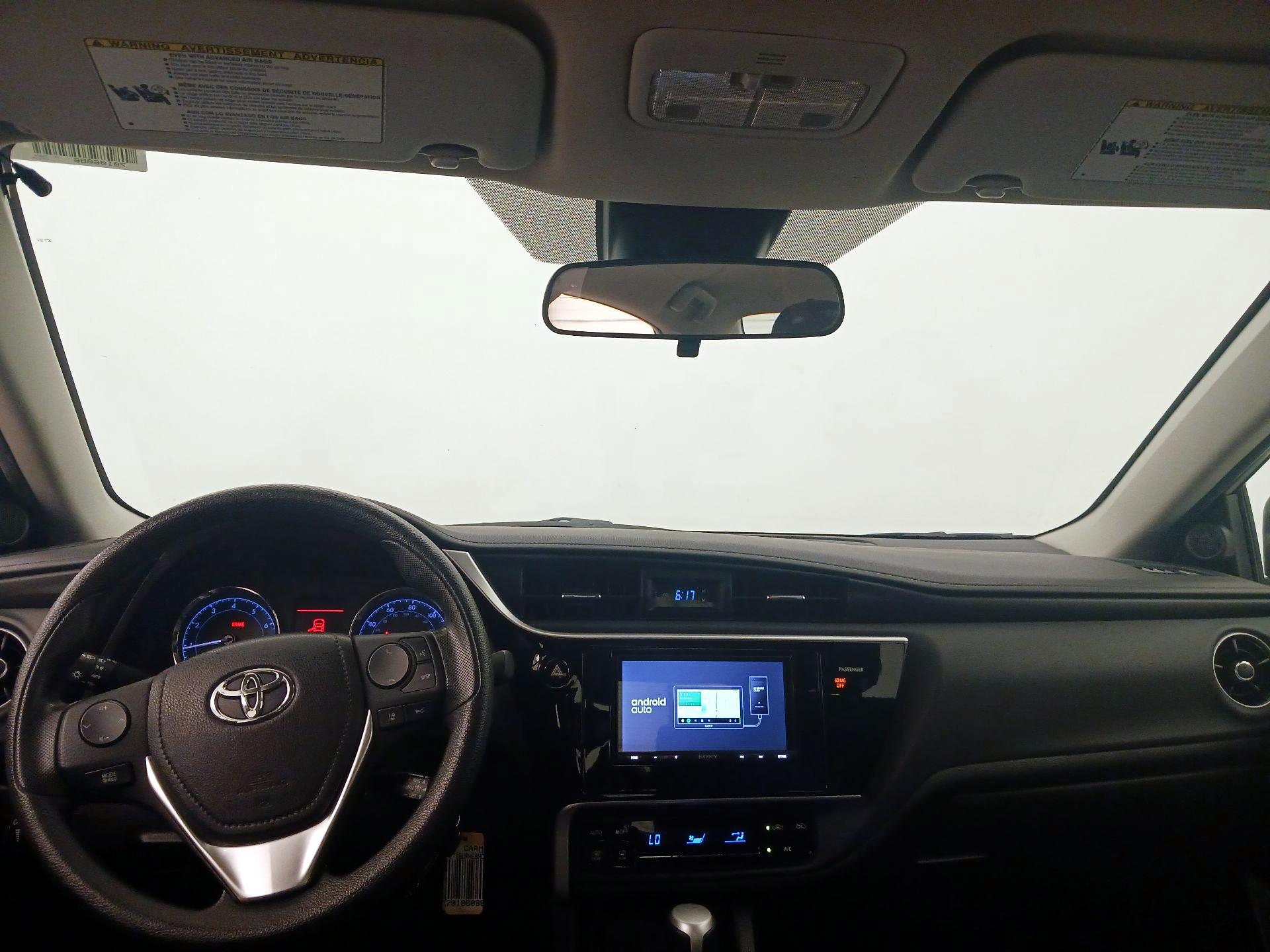 Thumbnail: 2017 Toyota Corolla - 9