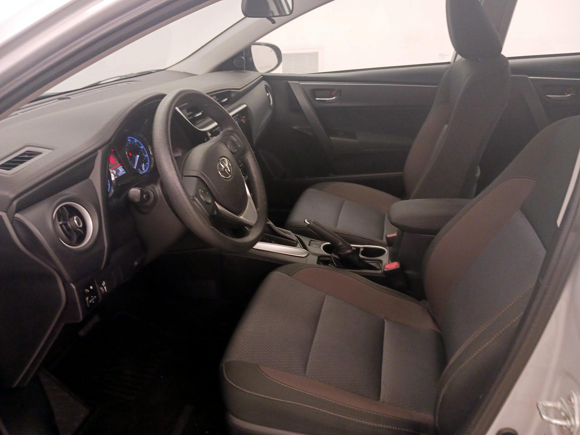 Thumbnail: 2017 Toyota Corolla - 11