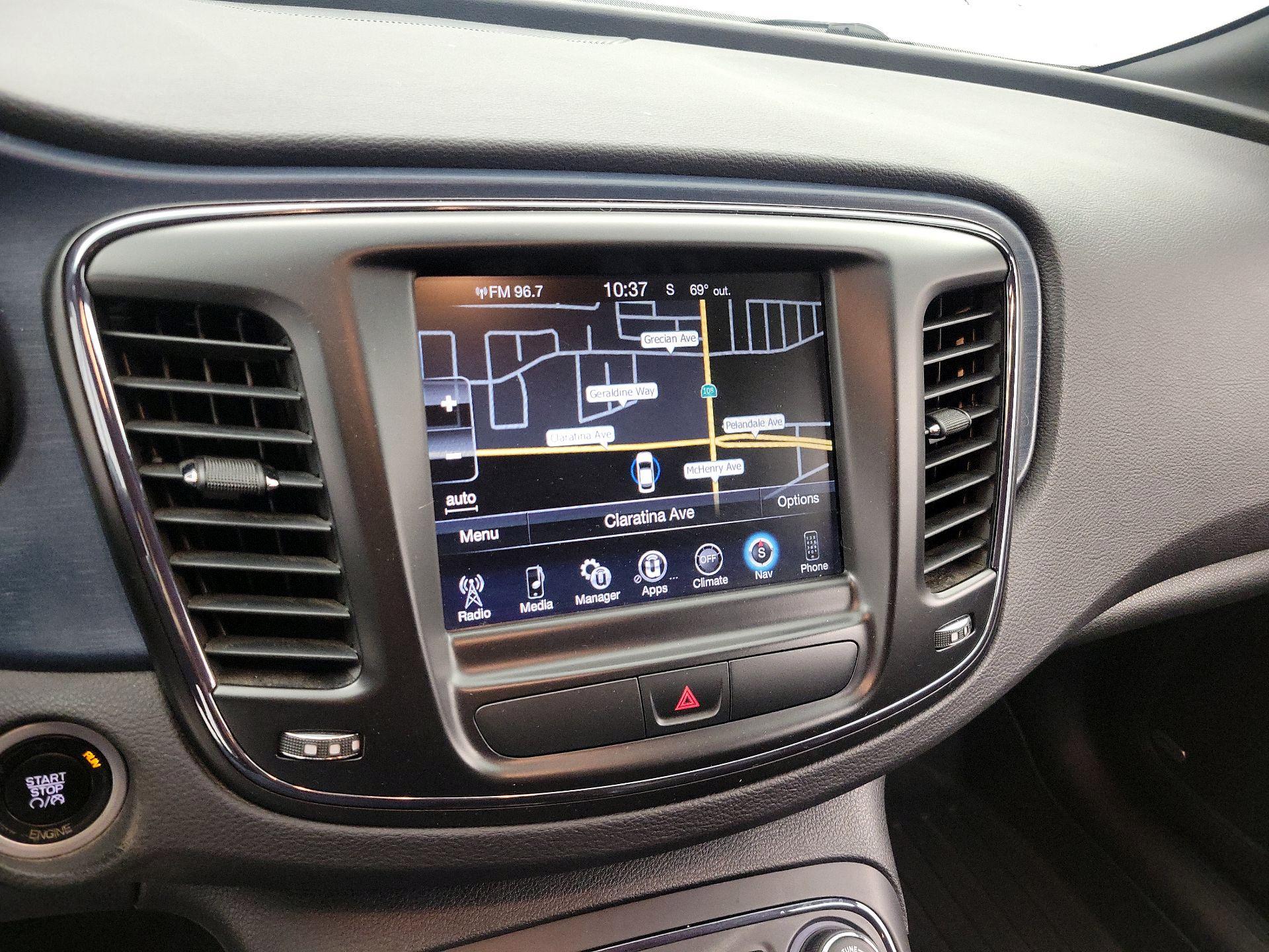 Thumbnail: 2016 Chrysler 200 - 14