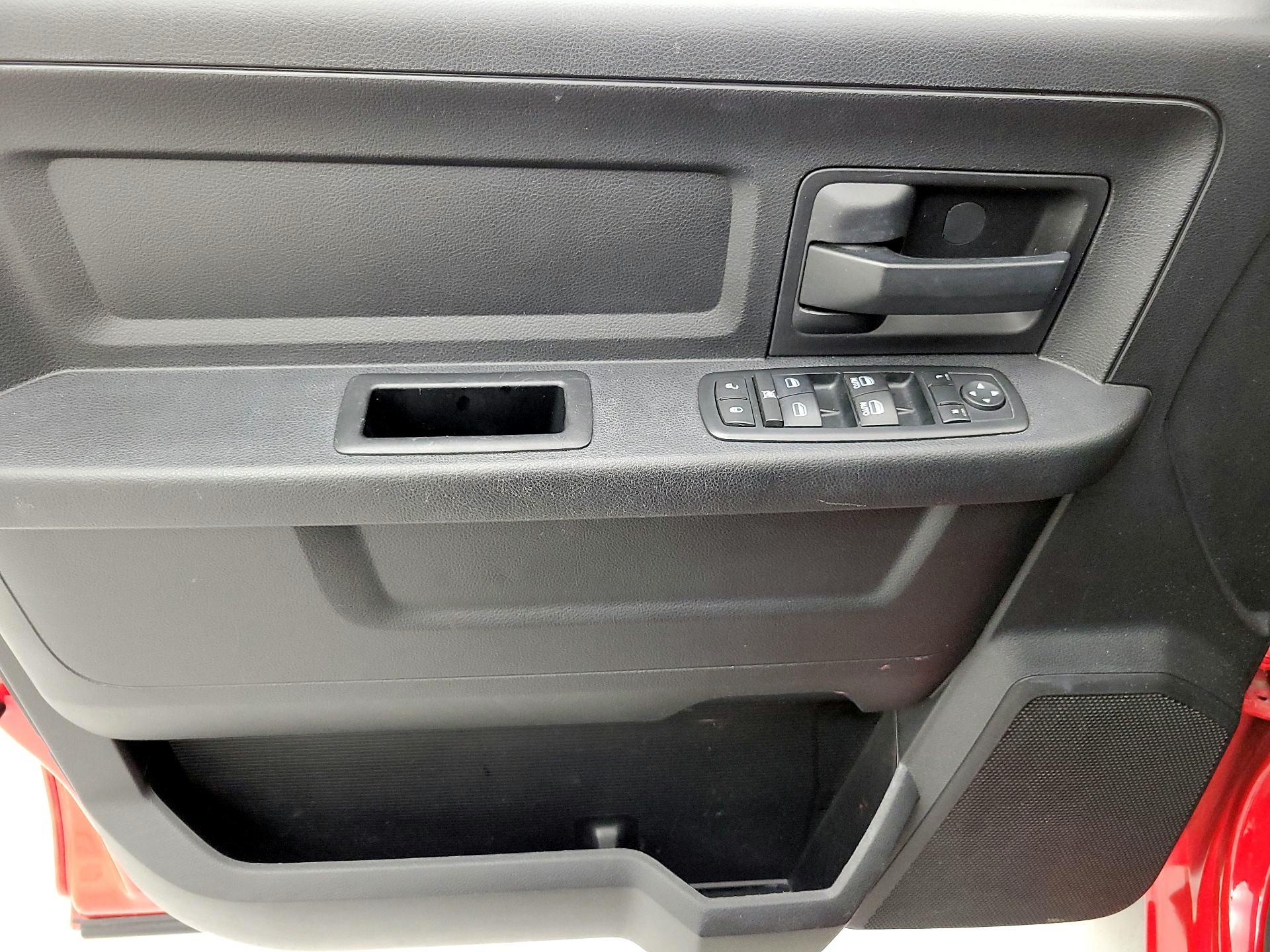 Thumbnail: 2016 RAM 1500 - 12