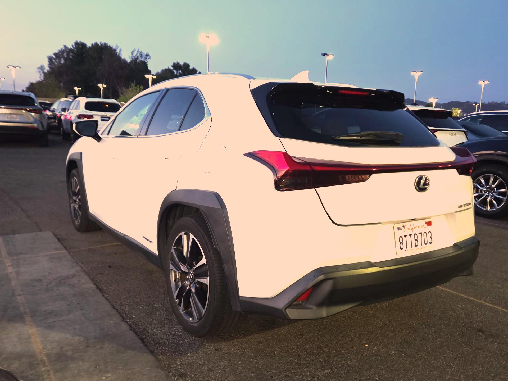 Thumbnail: 2020 Lexus UX - 7