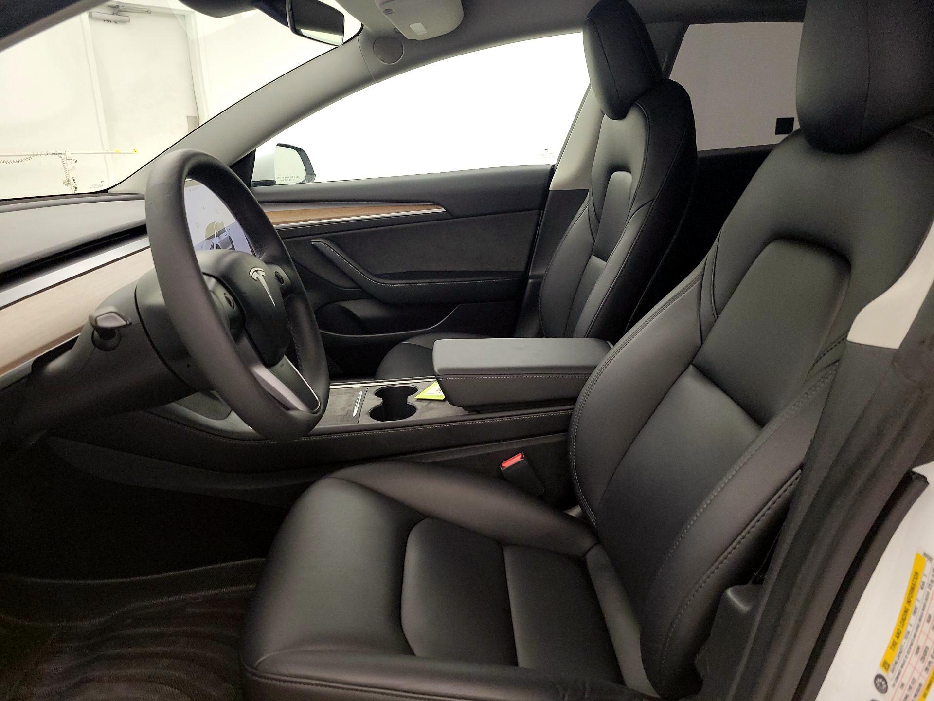 Thumbnail: 2023 Tesla Model 3 - 9