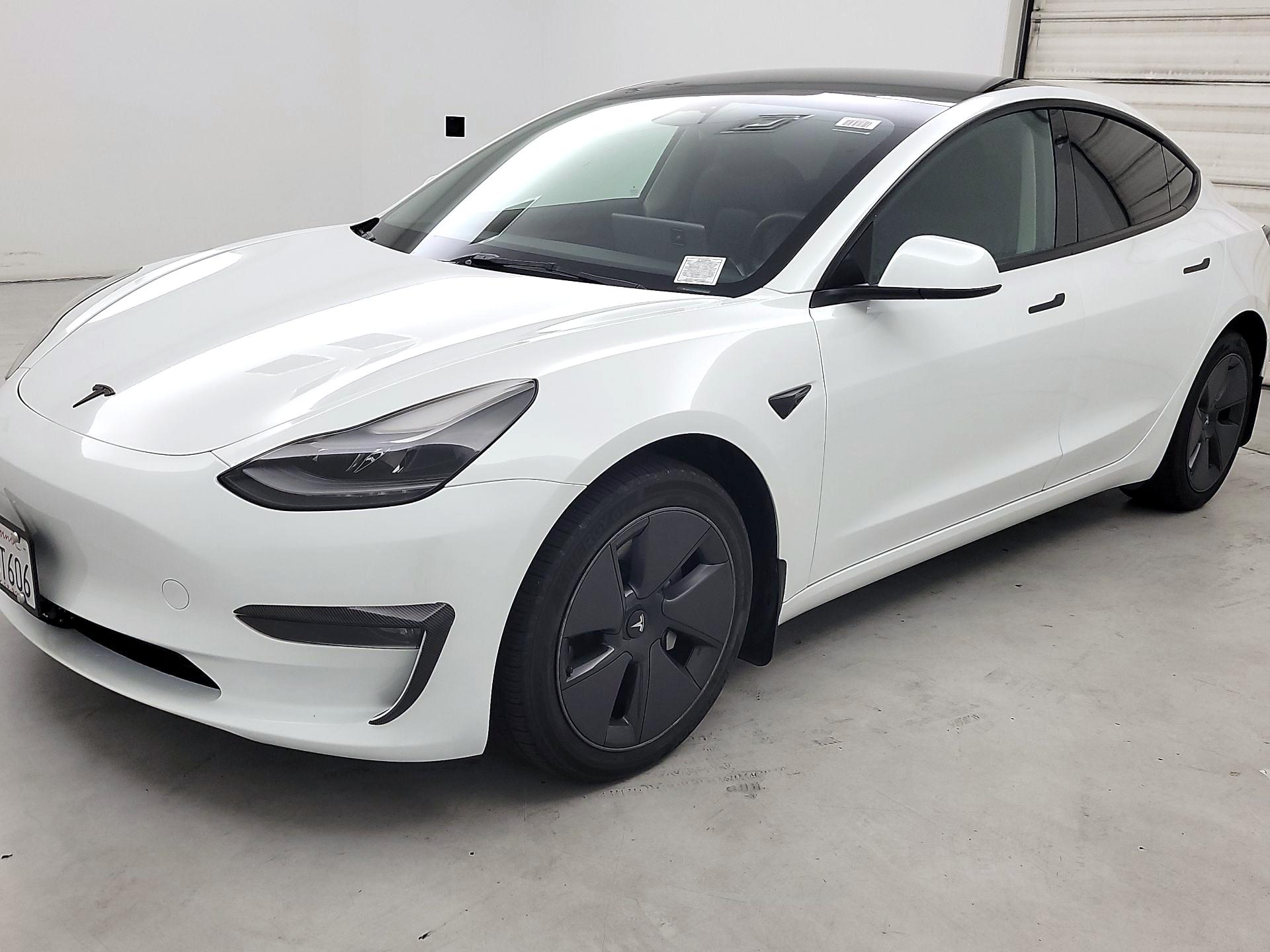 Thumbnail: 2023 Tesla Model 3 - 3