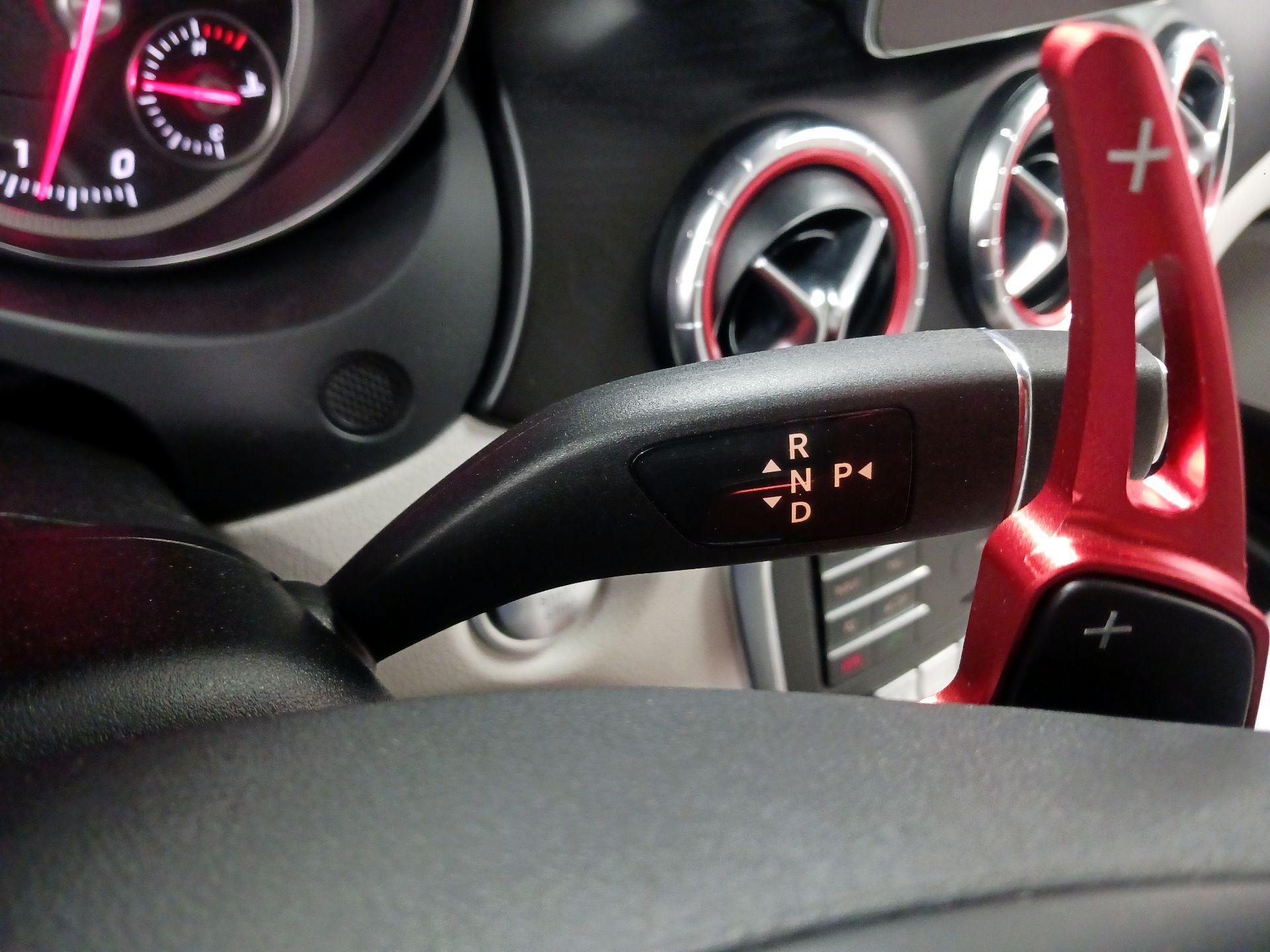 Thumbnail: 2019 Mercedes-Benz CLA - 17