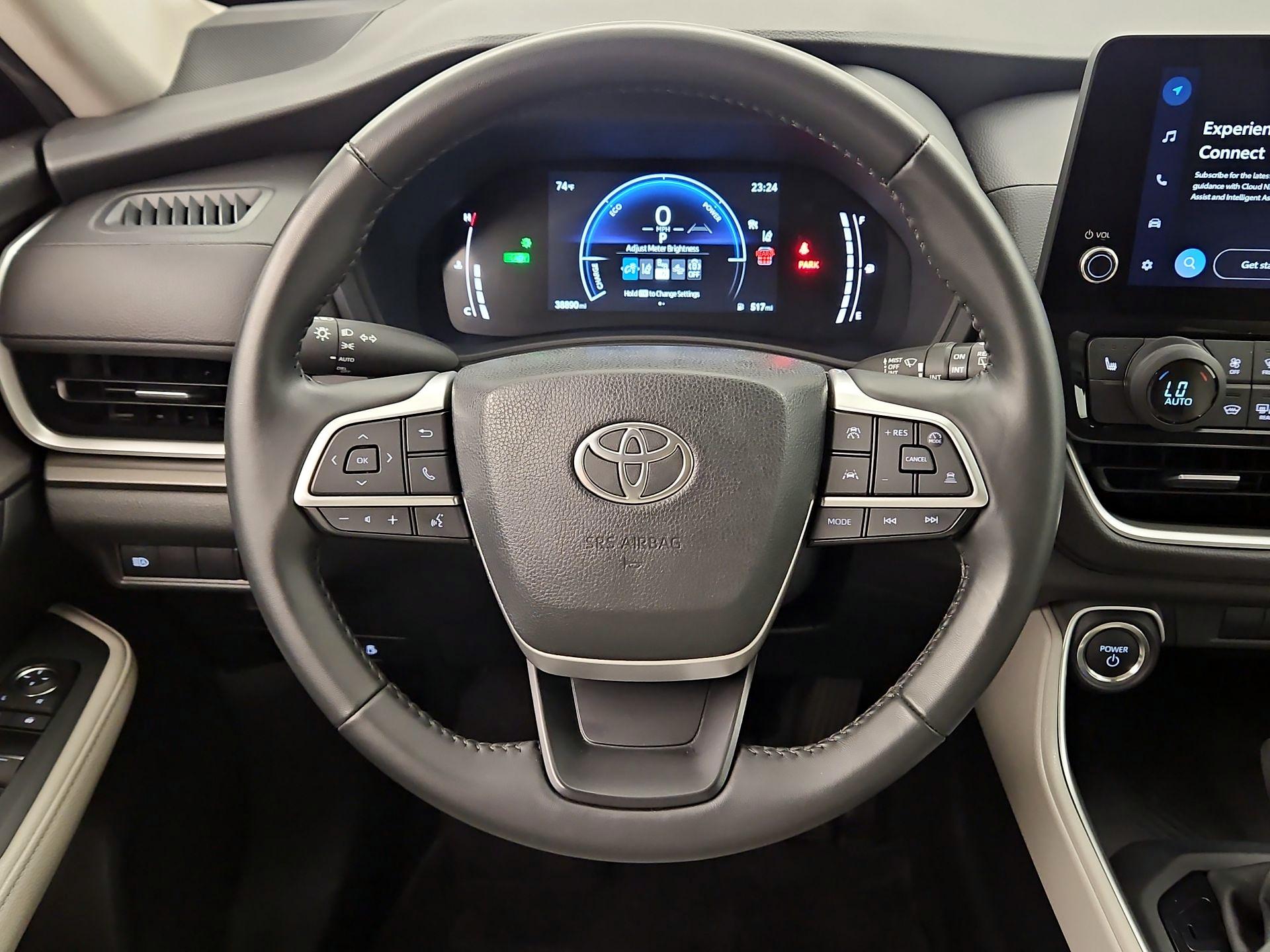 Thumbnail: 2026 Toyota Highlander - 10