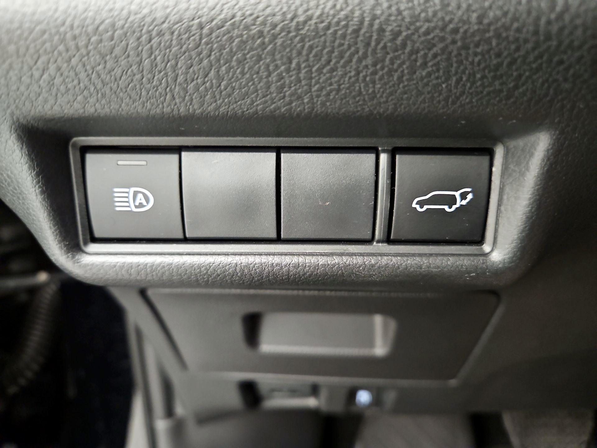 Thumbnail: 2026 Toyota Highlander - 13