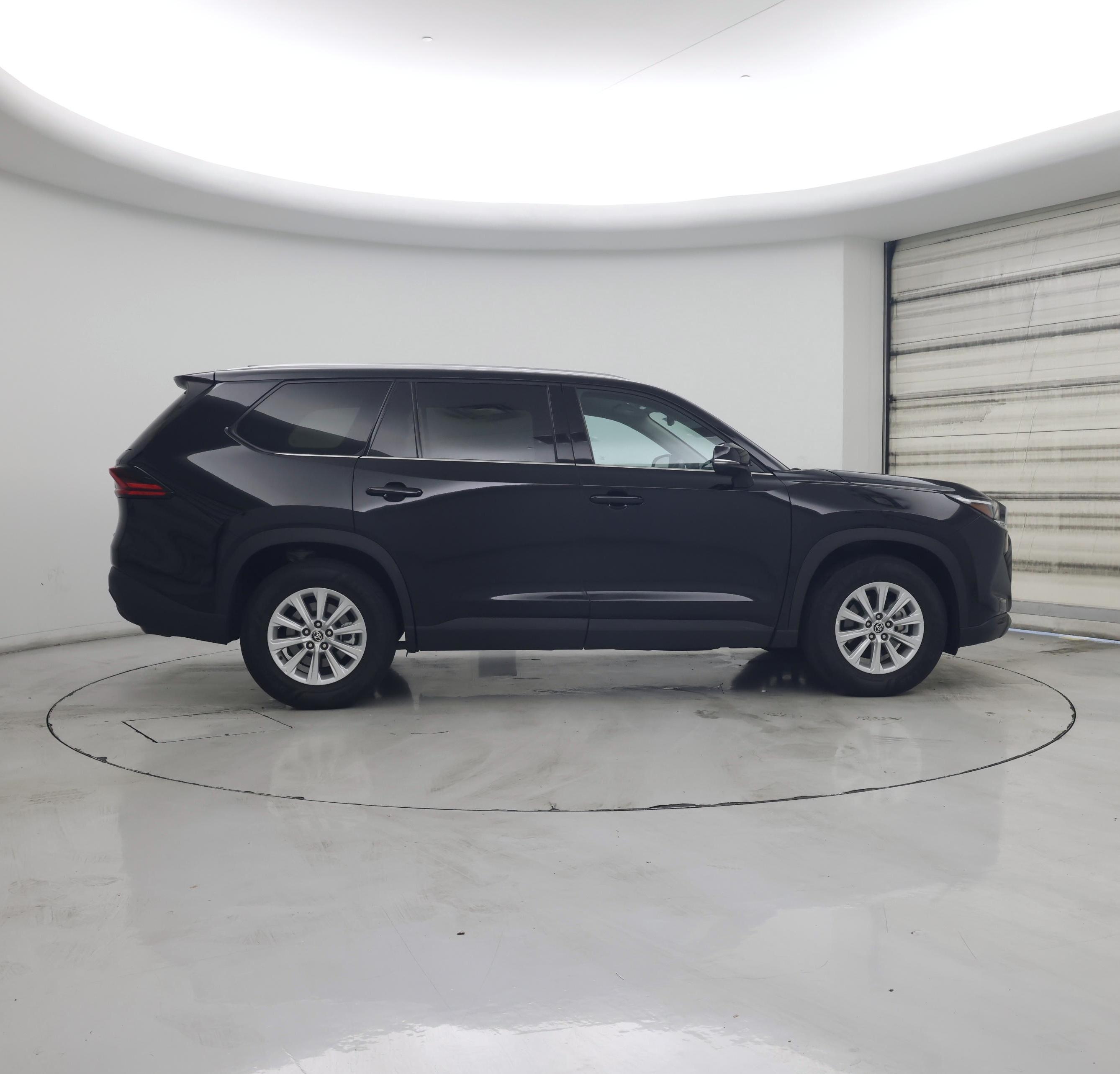 Thumbnail: 2026 Toyota Highlander - 7