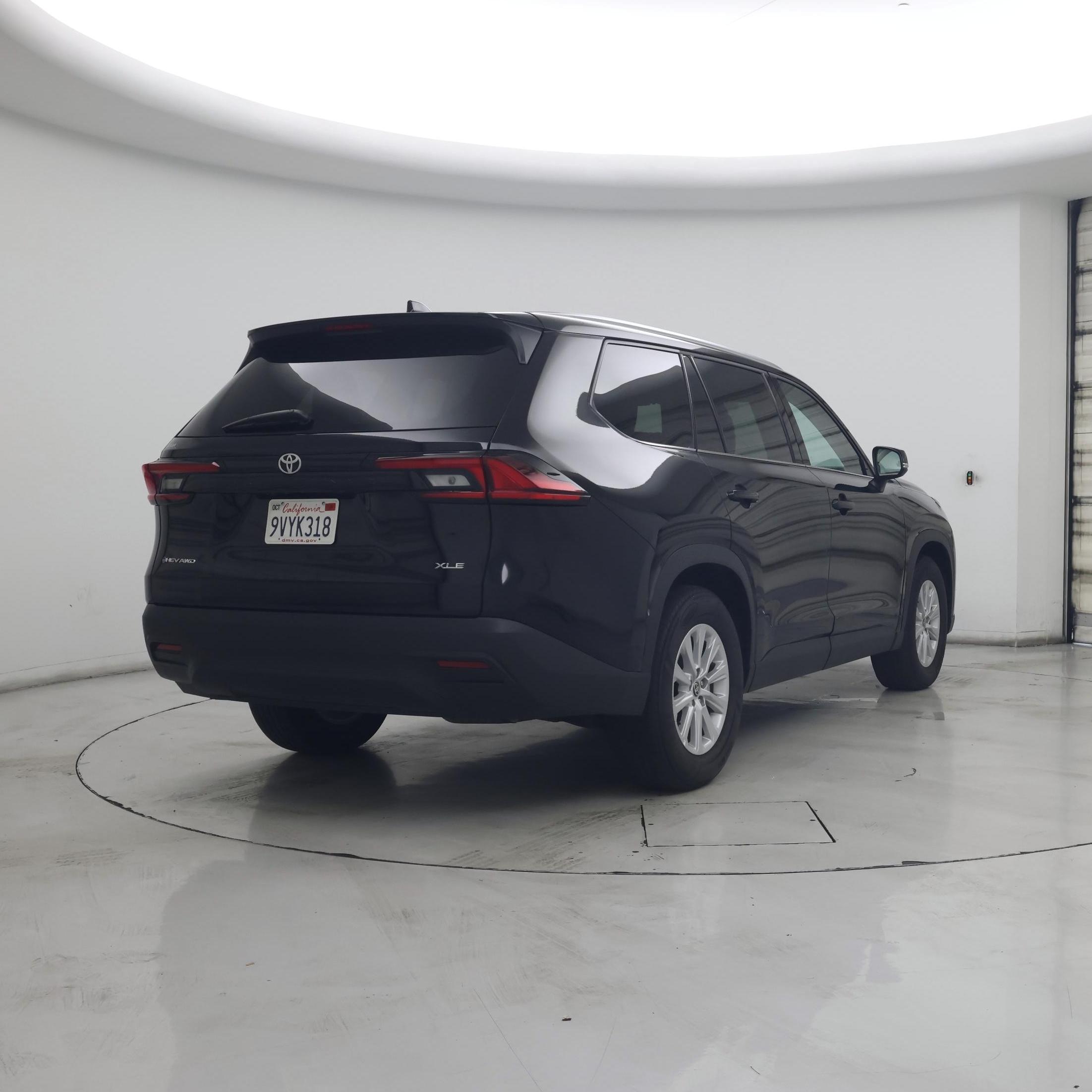 Thumbnail: 2026 Toyota Highlander - 8