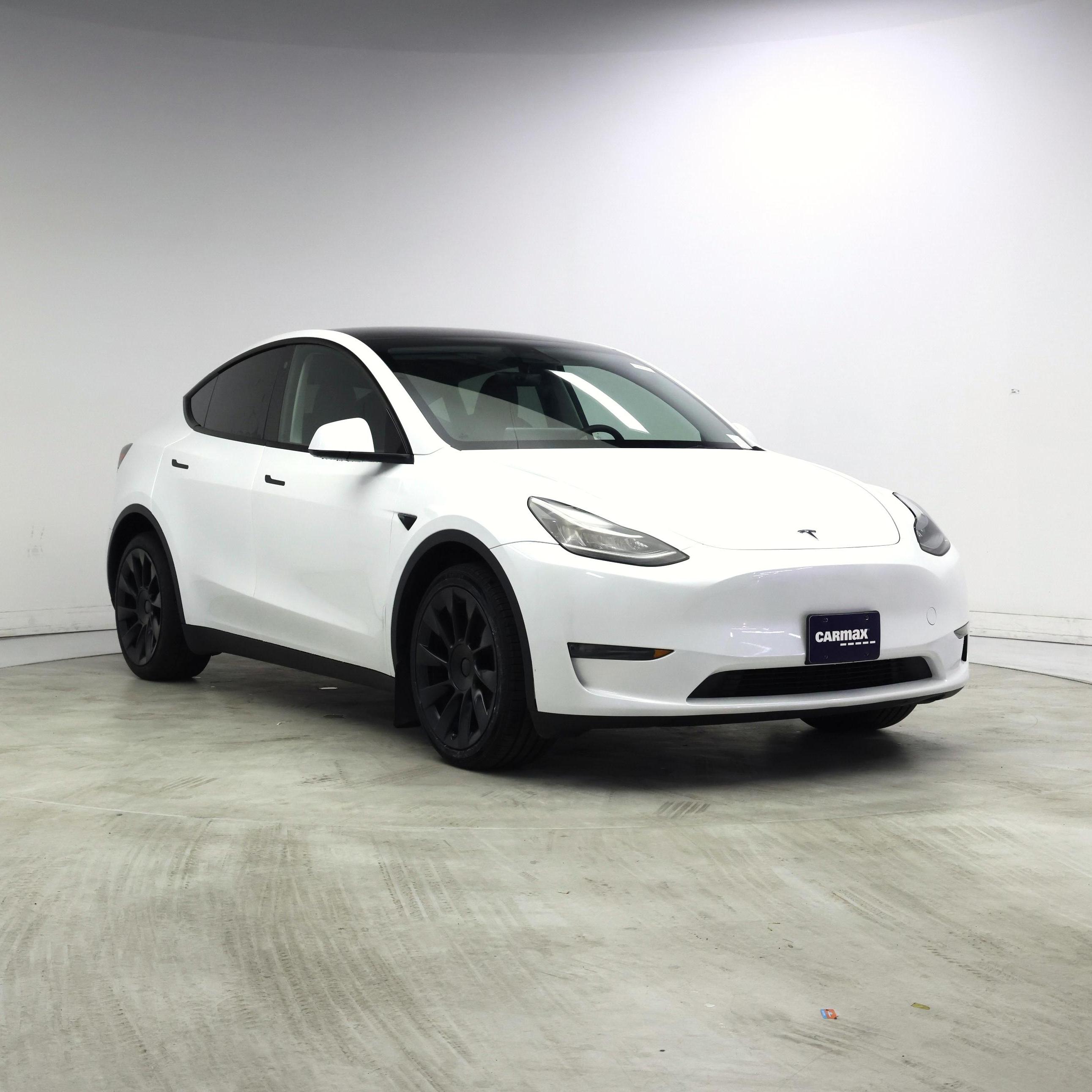 White 2023 Tesla Model Y SUV / Crossover All-Wheel Drive Automatic