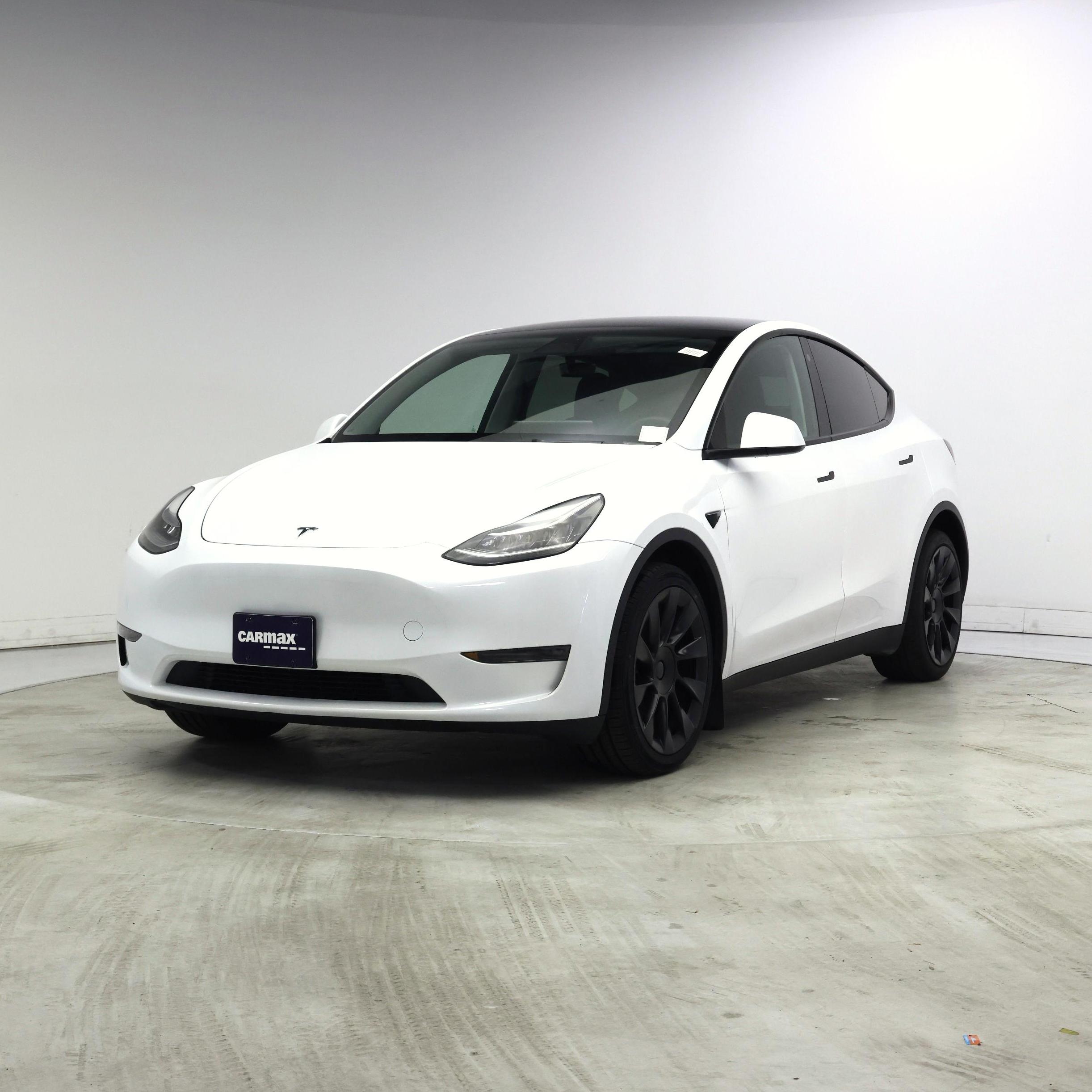 Thumbnail: 2023 Tesla Model Y - 4