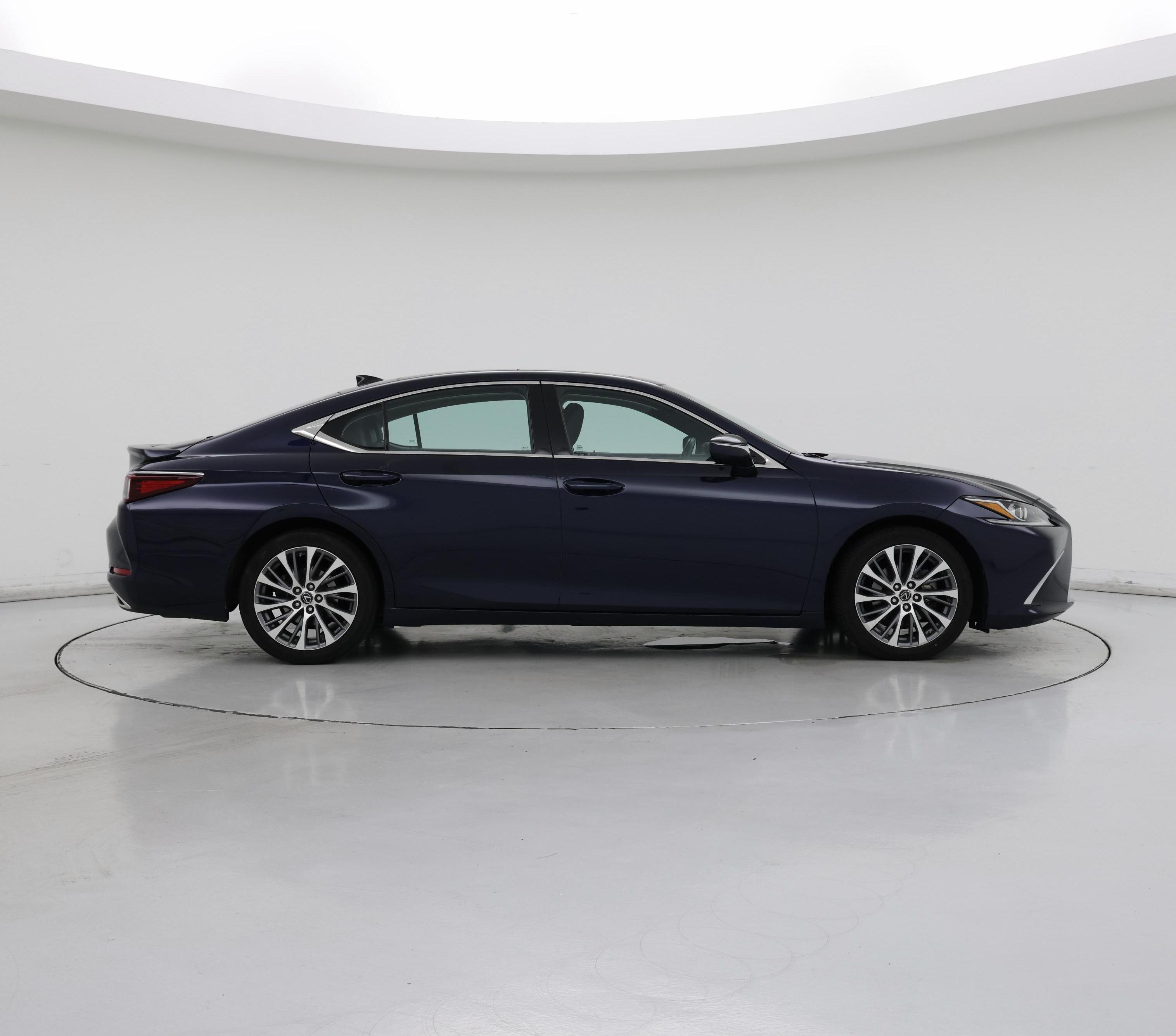 Thumbnail: 2021 Lexus ES - 7