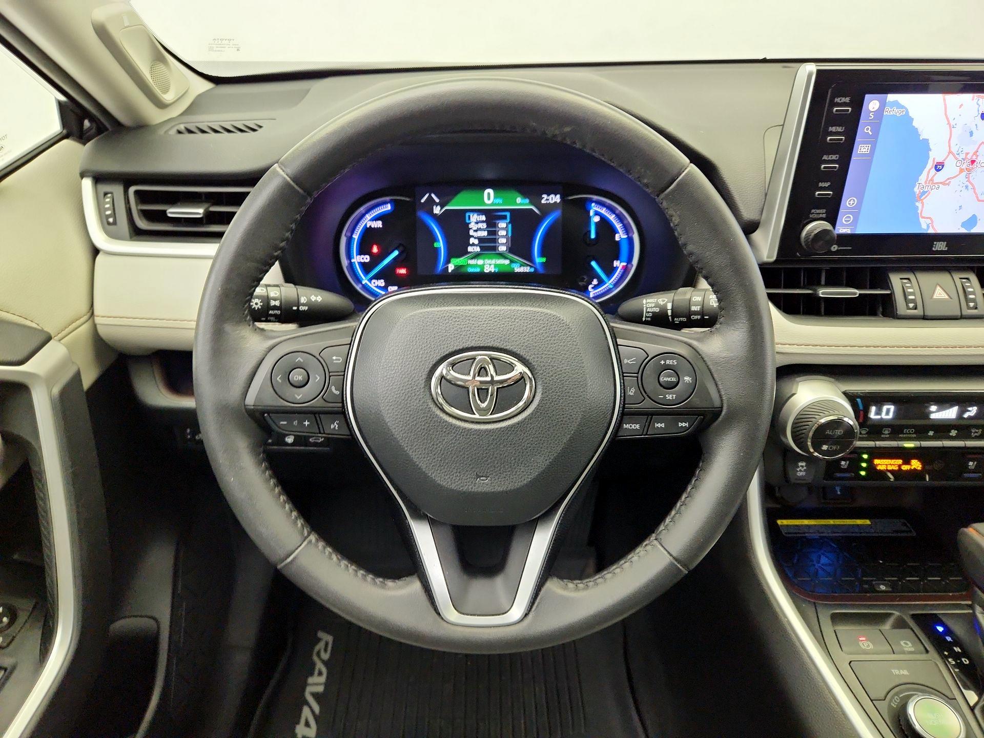 Thumbnail: 2020 Toyota RAV4 - 10