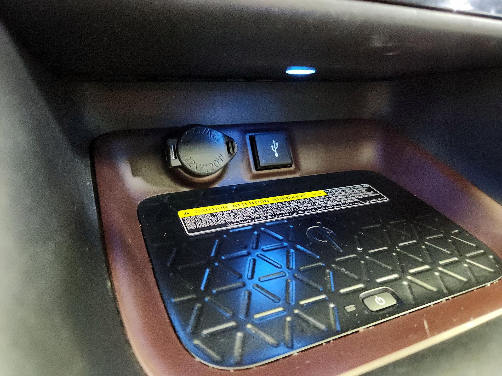Thumbnail: 2020 Toyota RAV4 - 19