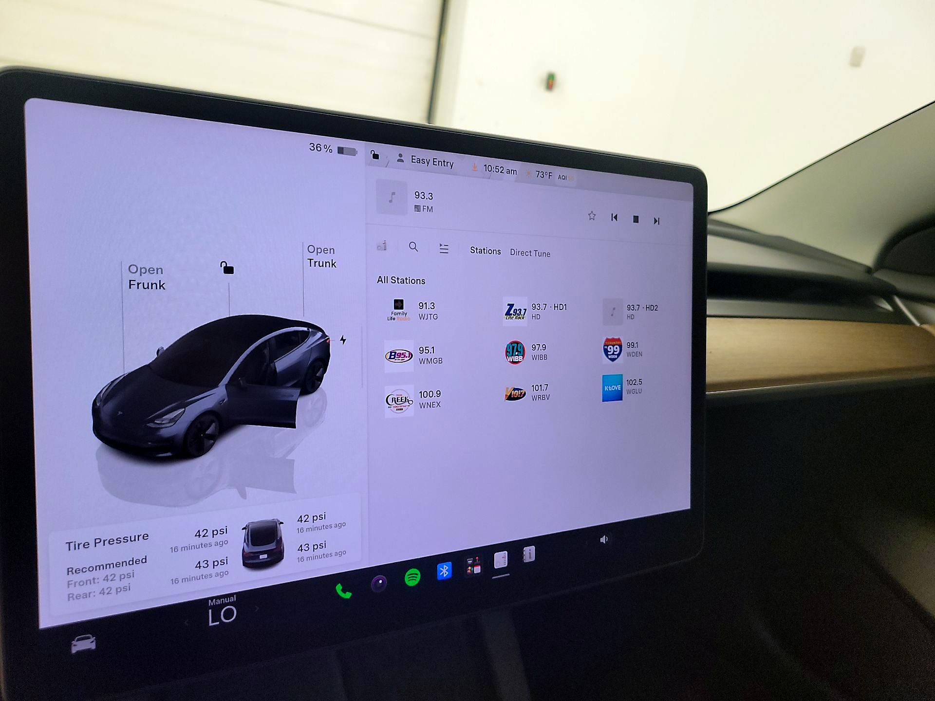 Thumbnail: 2023 Tesla Model 3 - 15