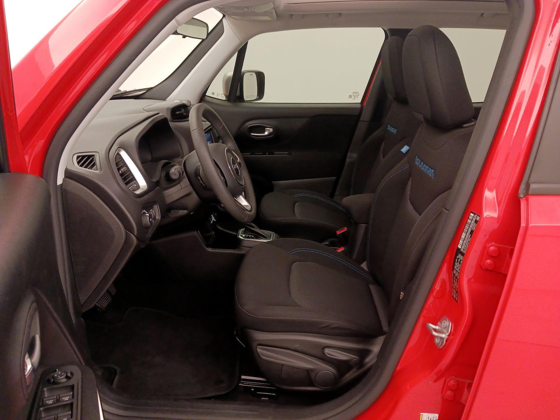 Thumbnail: 2021 Jeep Renegade - 11