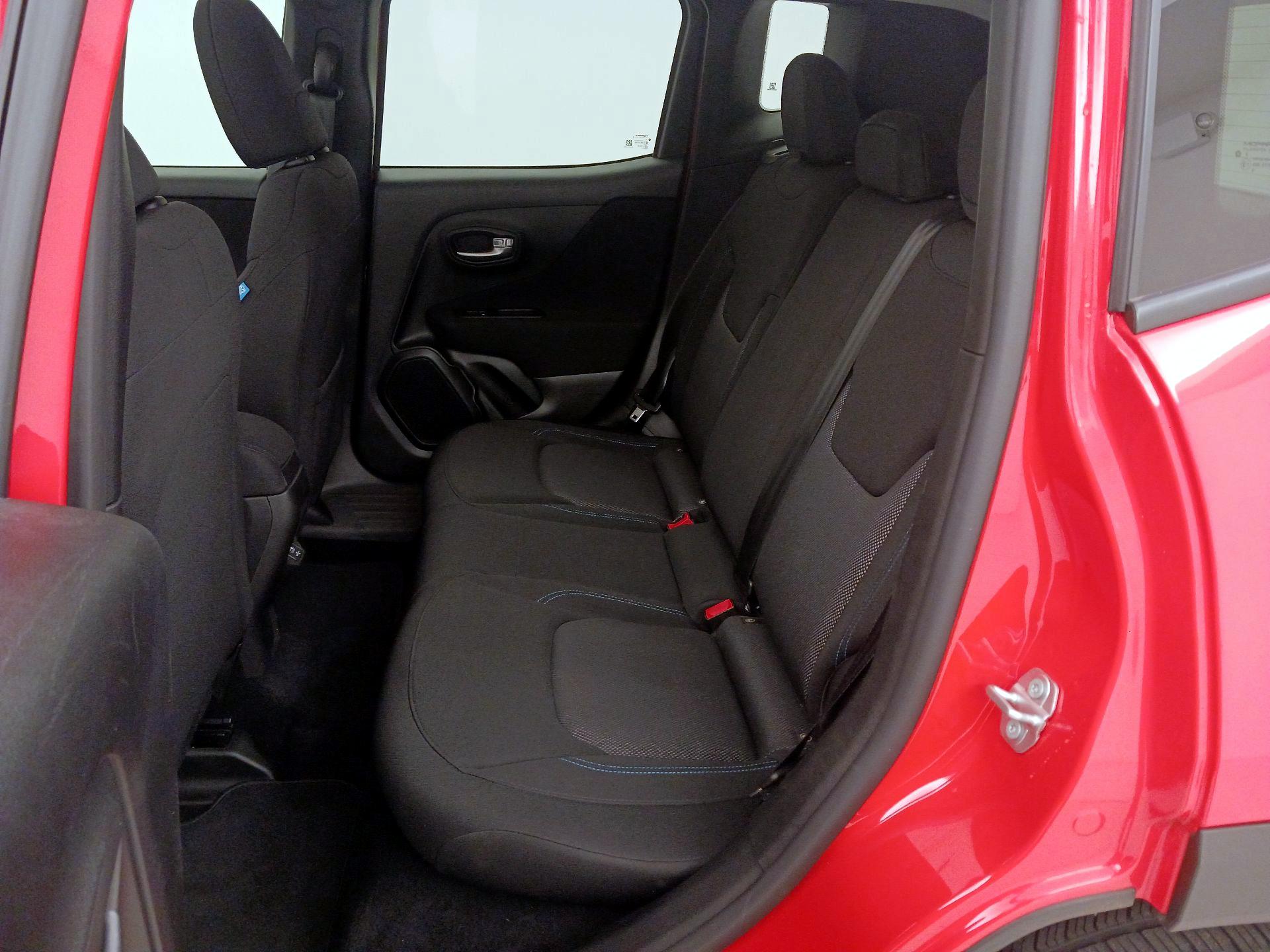 Thumbnail: 2021 Jeep Renegade - 20