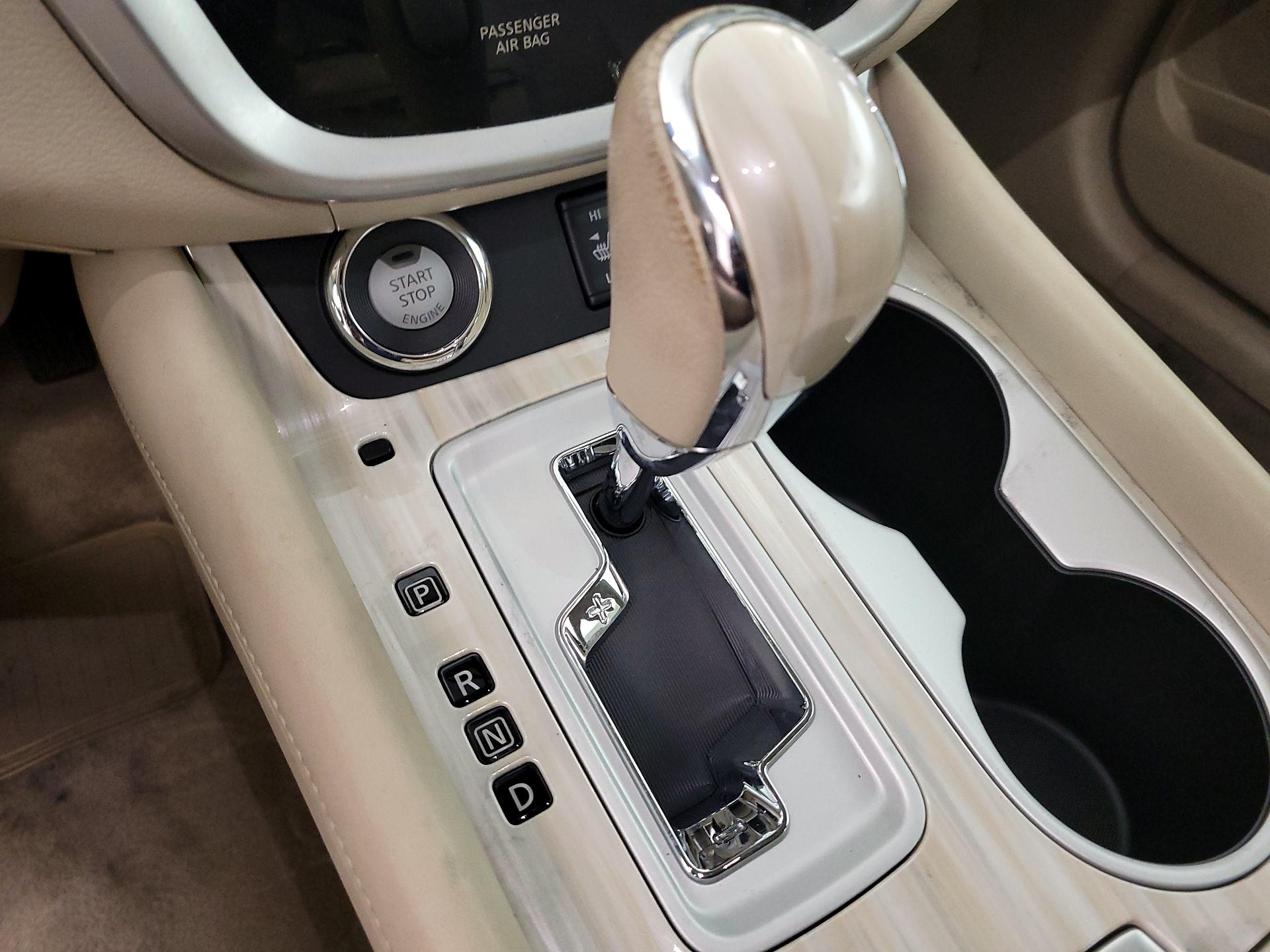 Thumbnail: 2015 Nissan Murano - 18