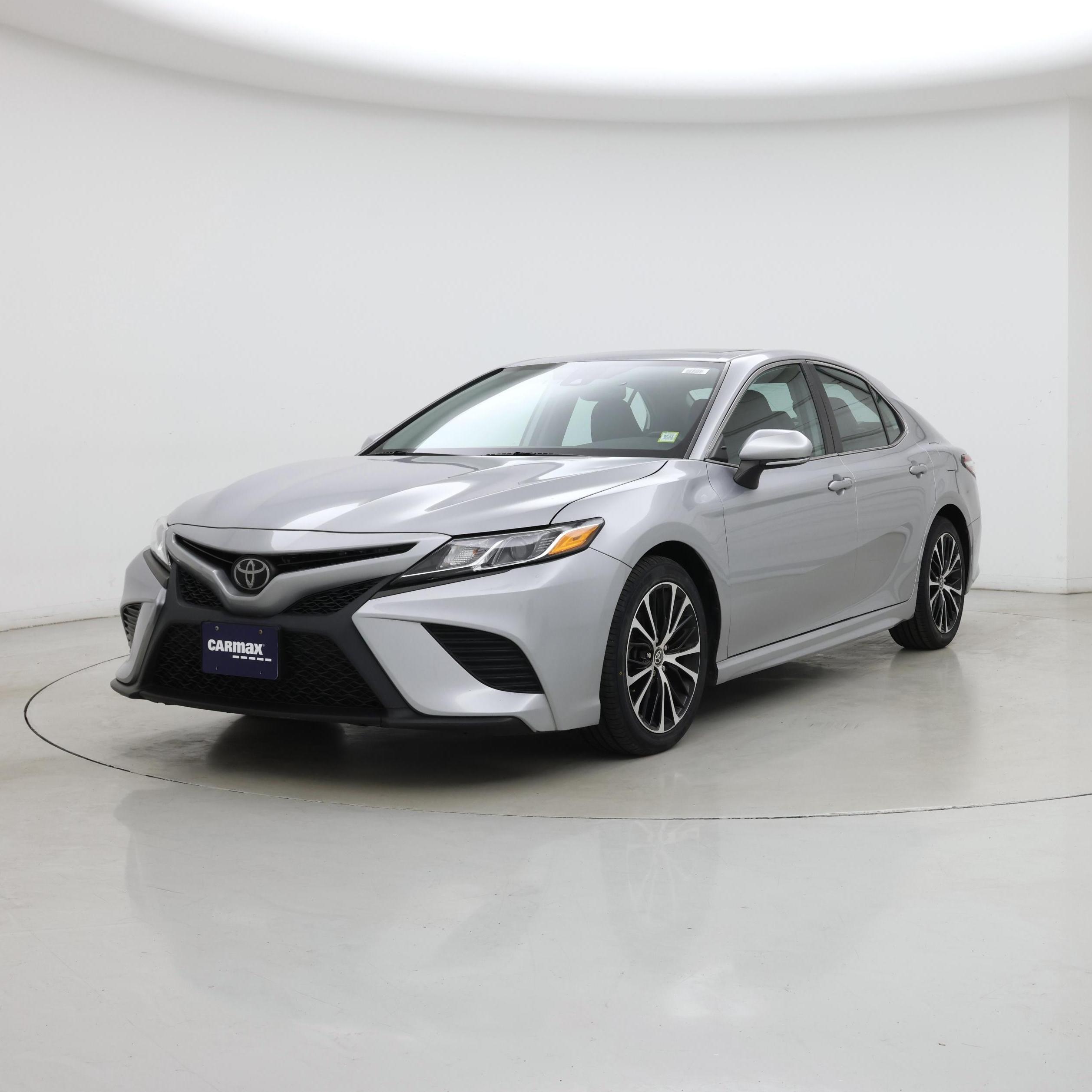 Thumbnail: 2020 Toyota Camry - 4