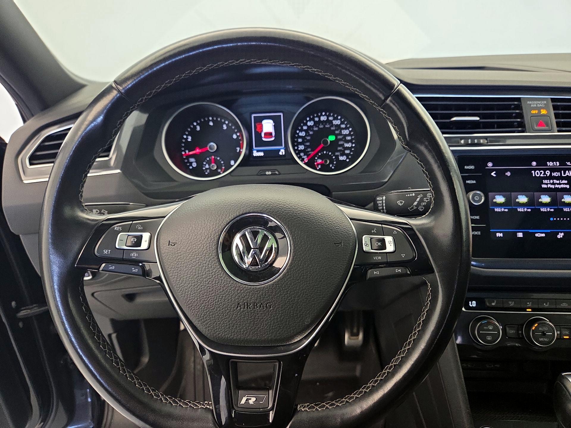 Thumbnail: 2021 Volkswagen Tiguan - 10