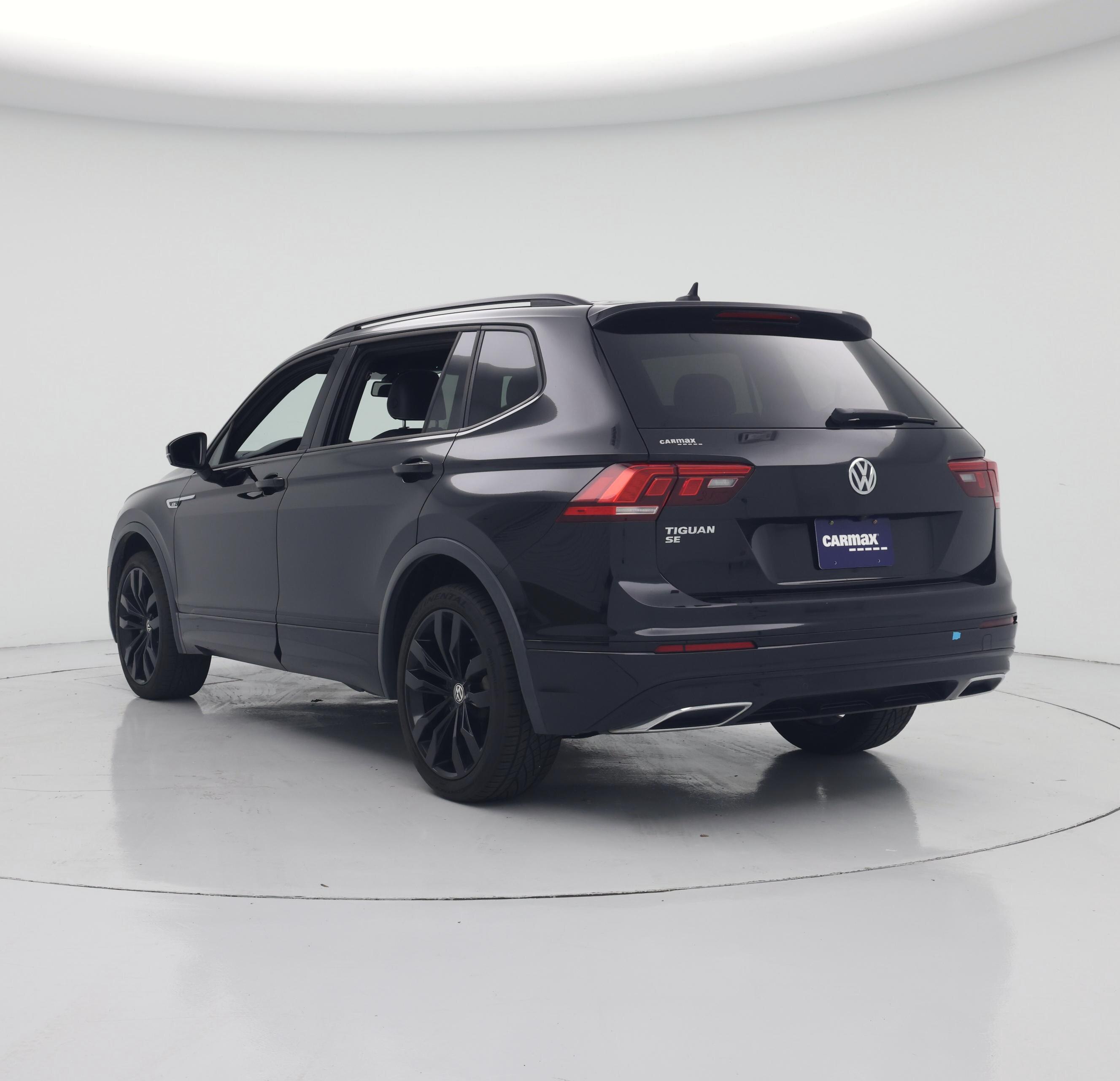 Thumbnail: 2021 Volkswagen Tiguan - 2