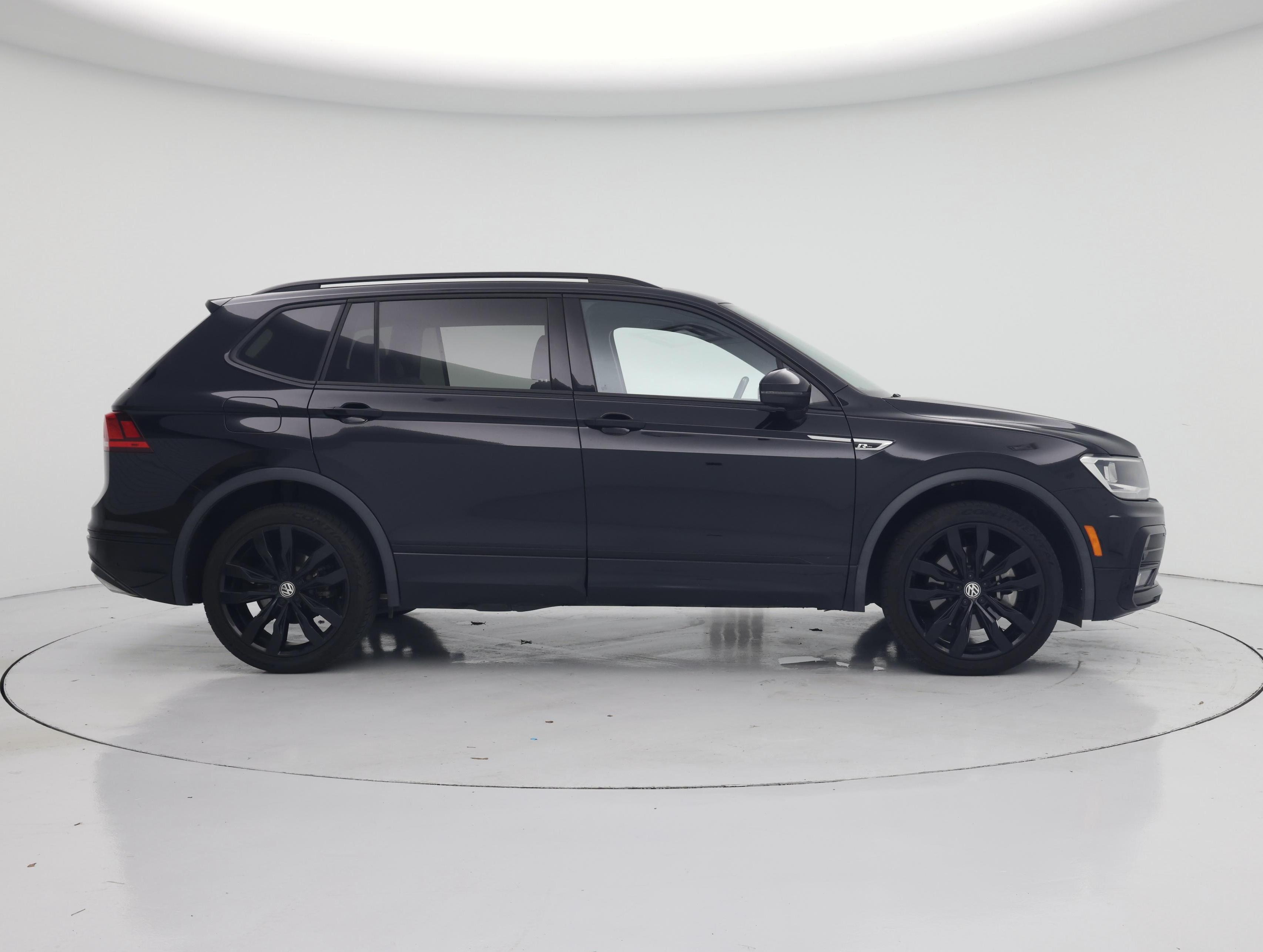 Thumbnail: 2021 Volkswagen Tiguan - 7