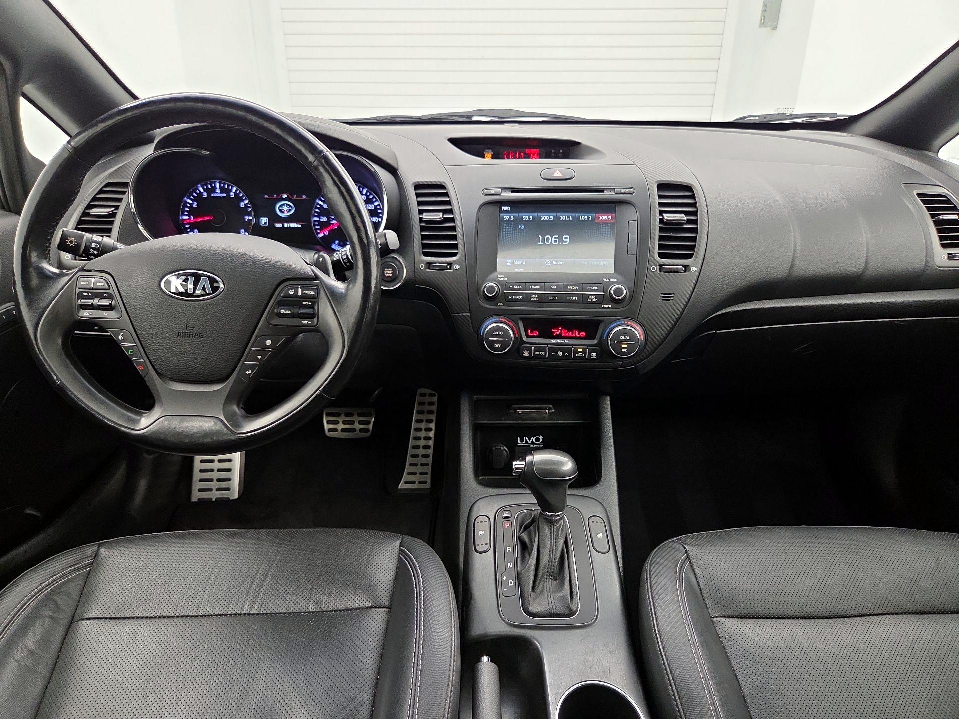 Thumbnail: 2016 Kia Forte - 9