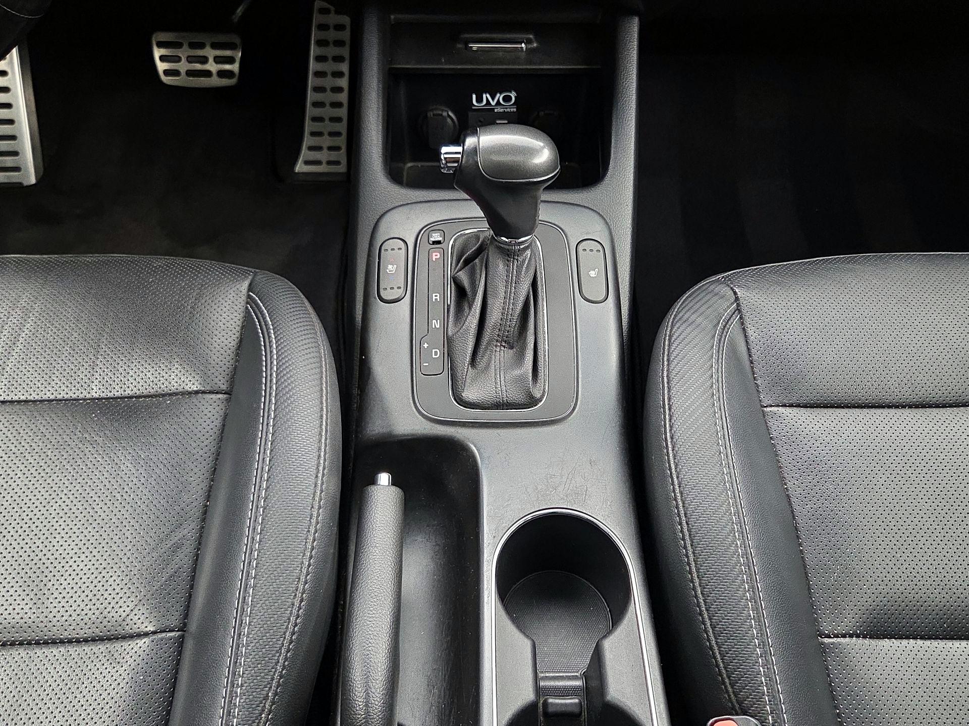 Thumbnail: 2016 Kia Forte - 18