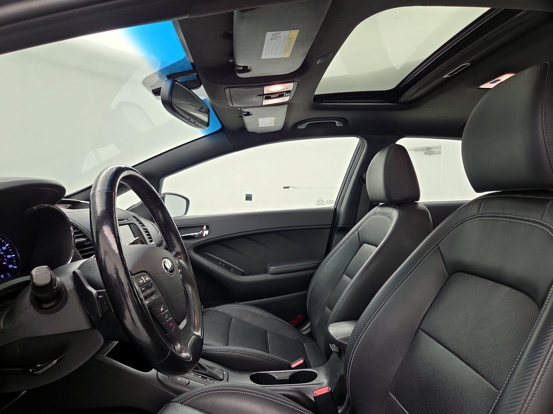 Thumbnail: 2016 Kia Forte - 20