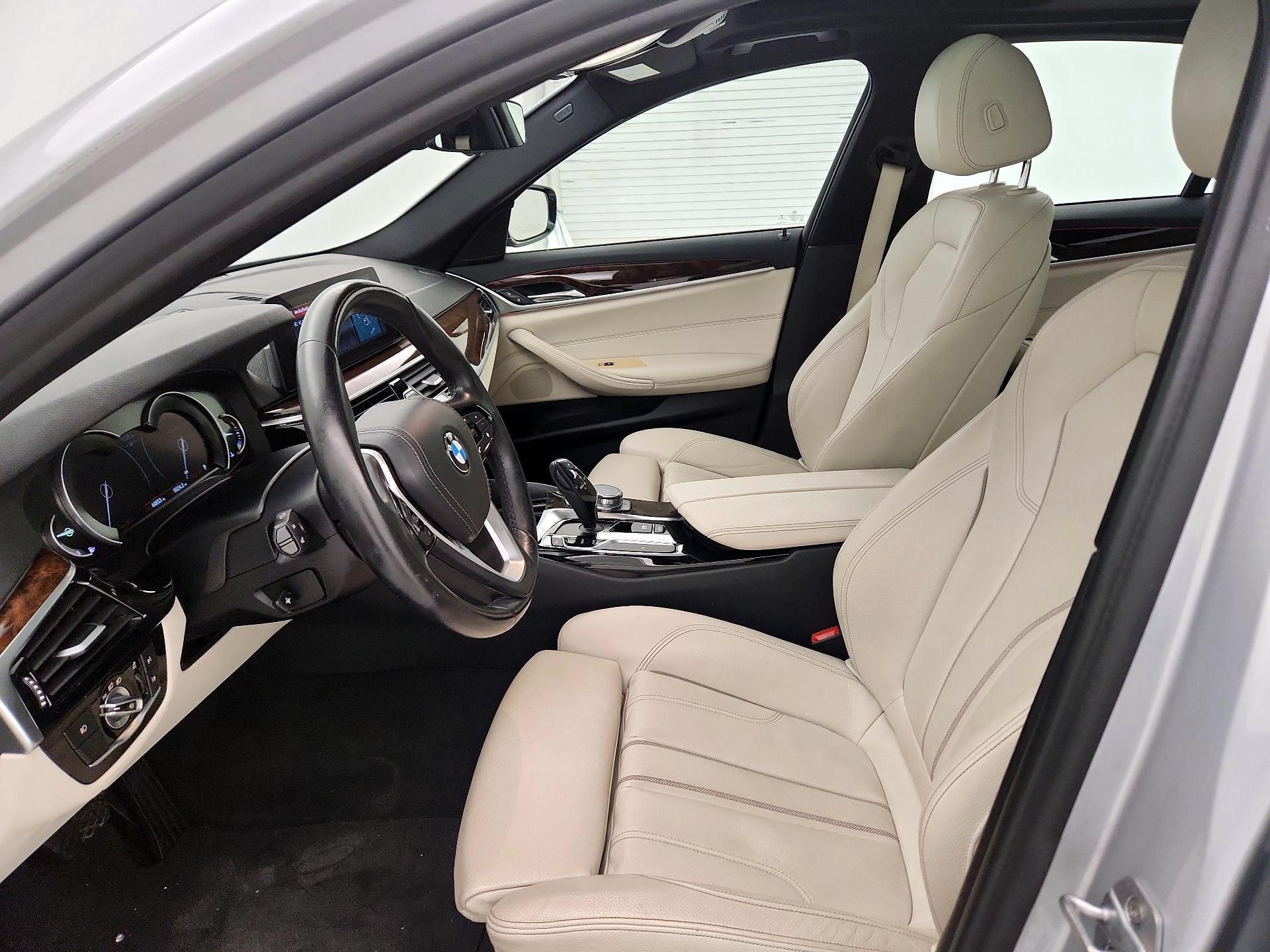 Thumbnail: 2017 BMW 5 Series - 11