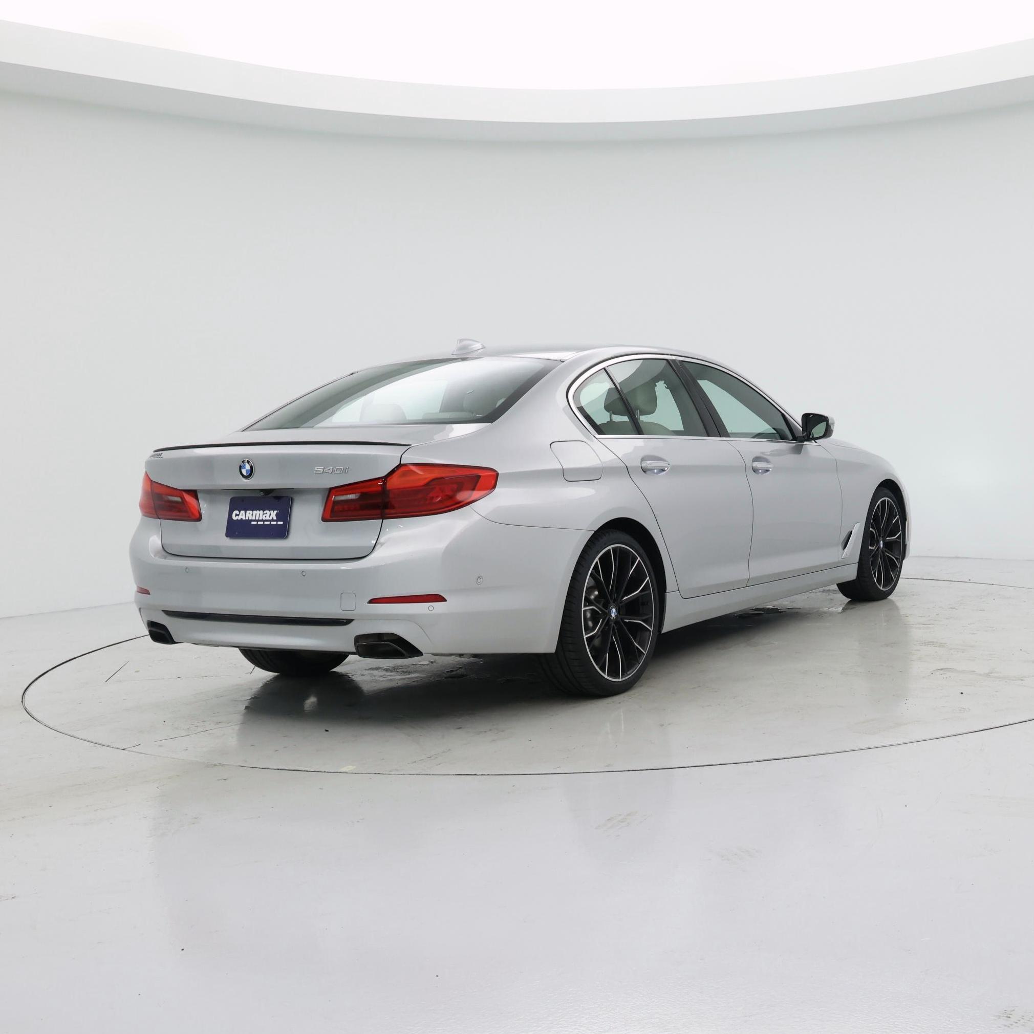 Thumbnail: 2017 BMW 5 Series - 8