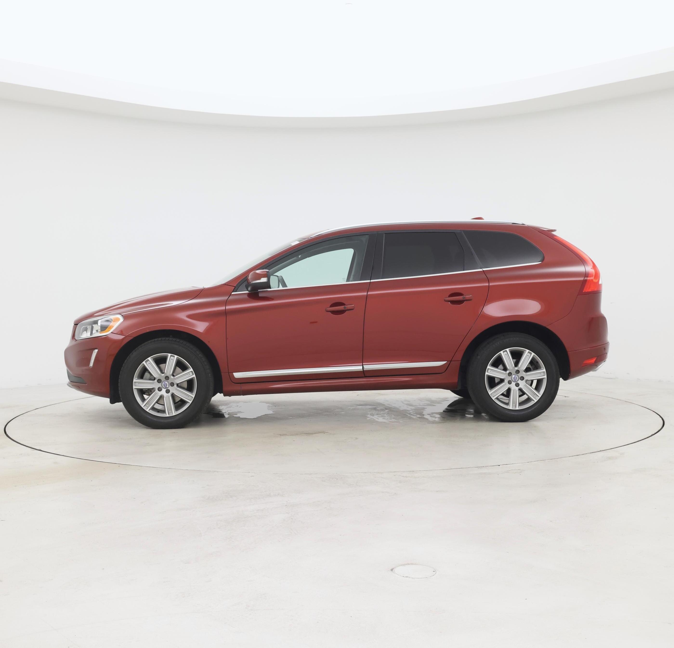 Thumbnail: 2017 Volvo XC60 - 3