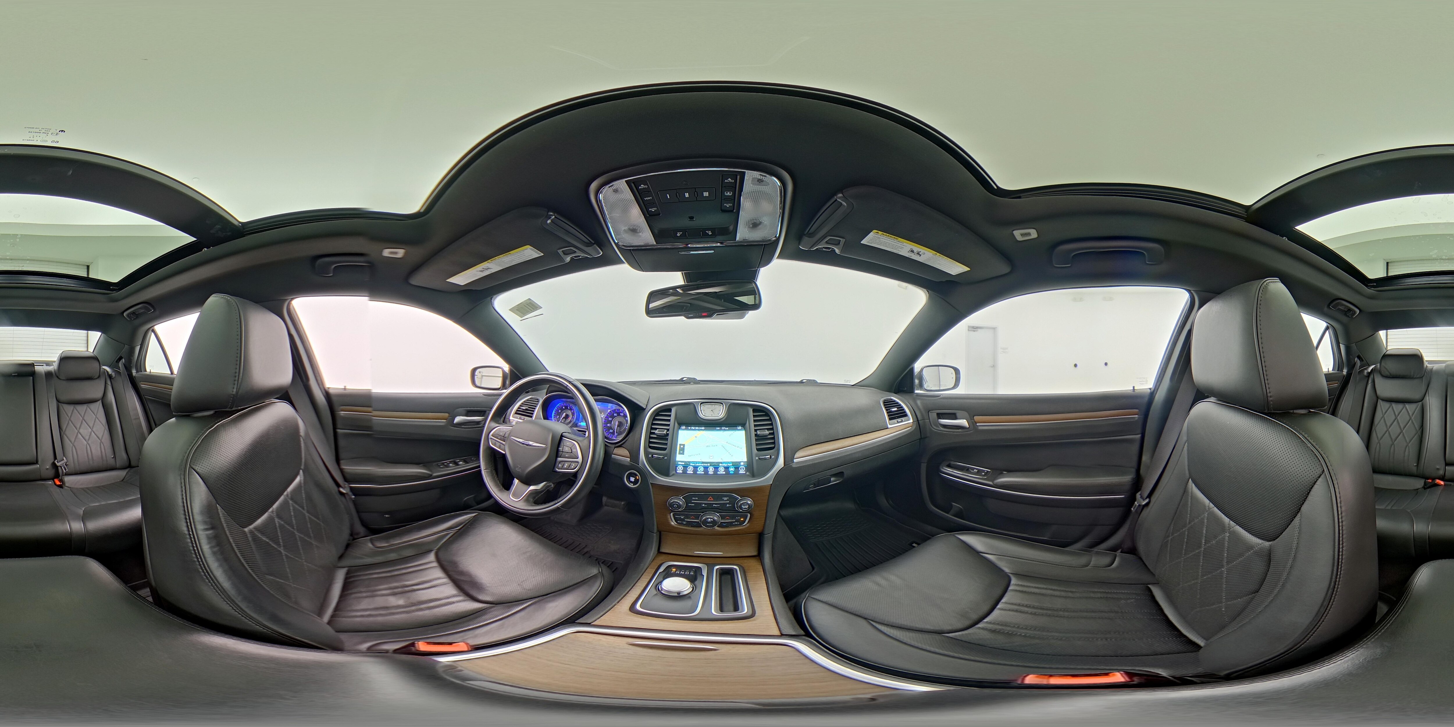 2017 Chrysler 300 C Platinum - Photo 27