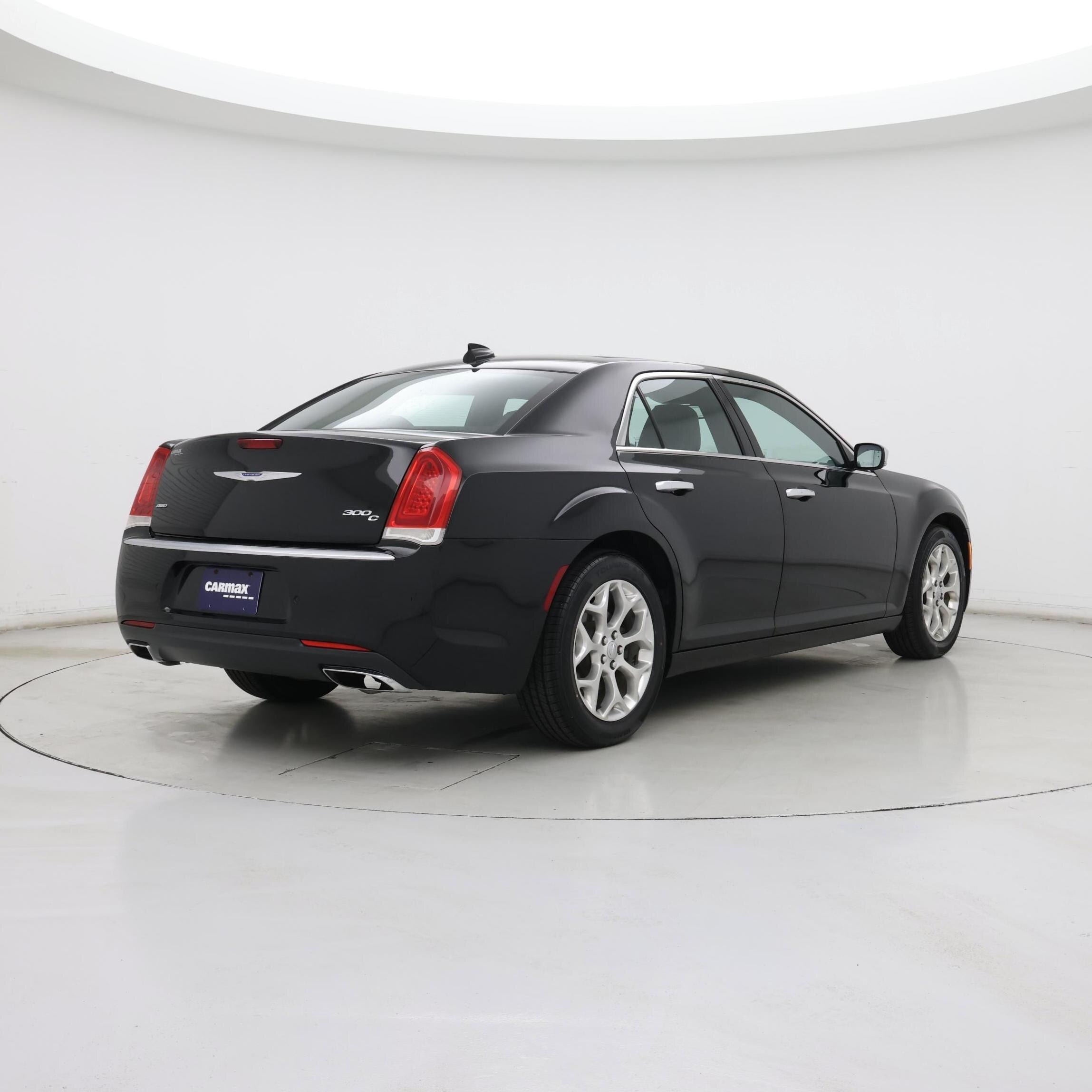 Thumbnail: 2017 Chrysler 300 - 8