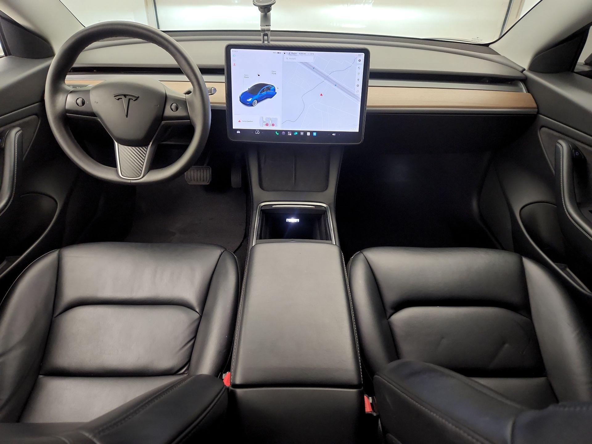 Thumbnail: 2021 Tesla Model 3 - 9
