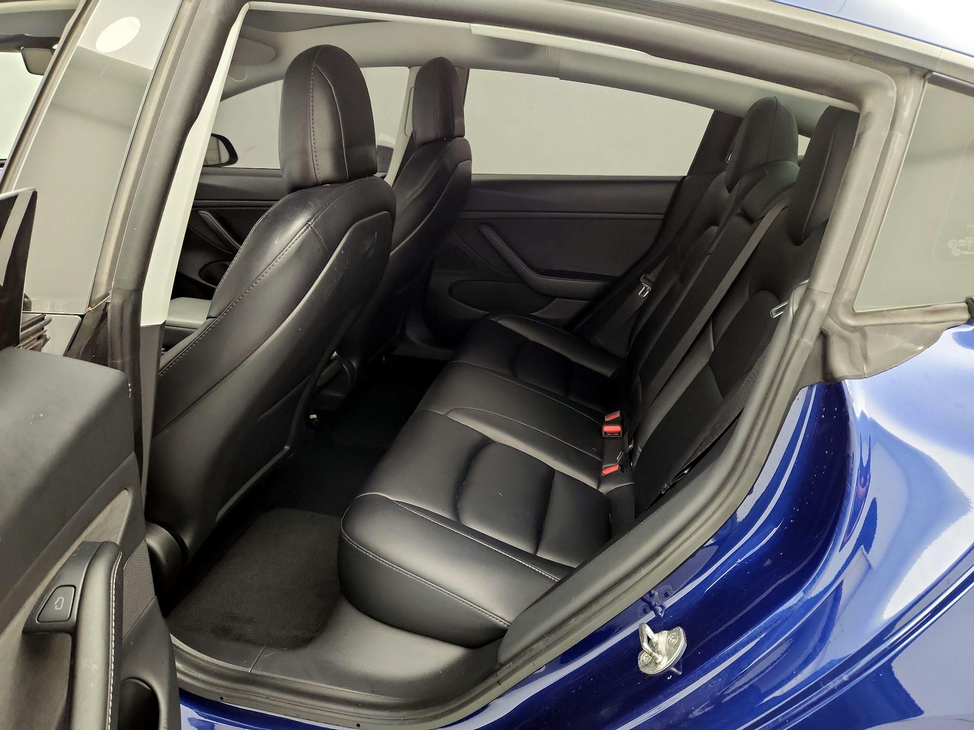Thumbnail: 2021 Tesla Model 3 - 20