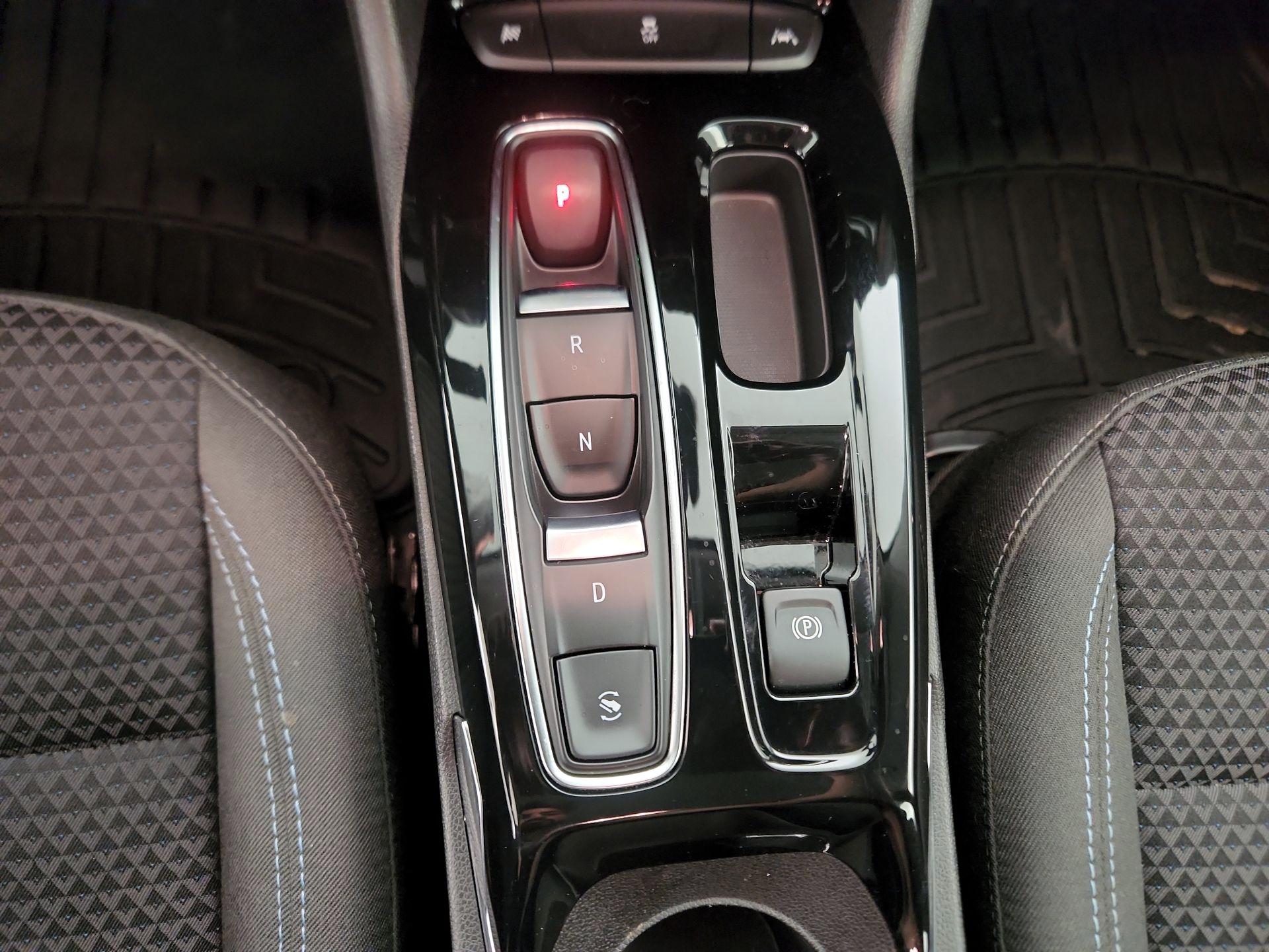Thumbnail: 2023 Chevrolet Bolt EUV - 17