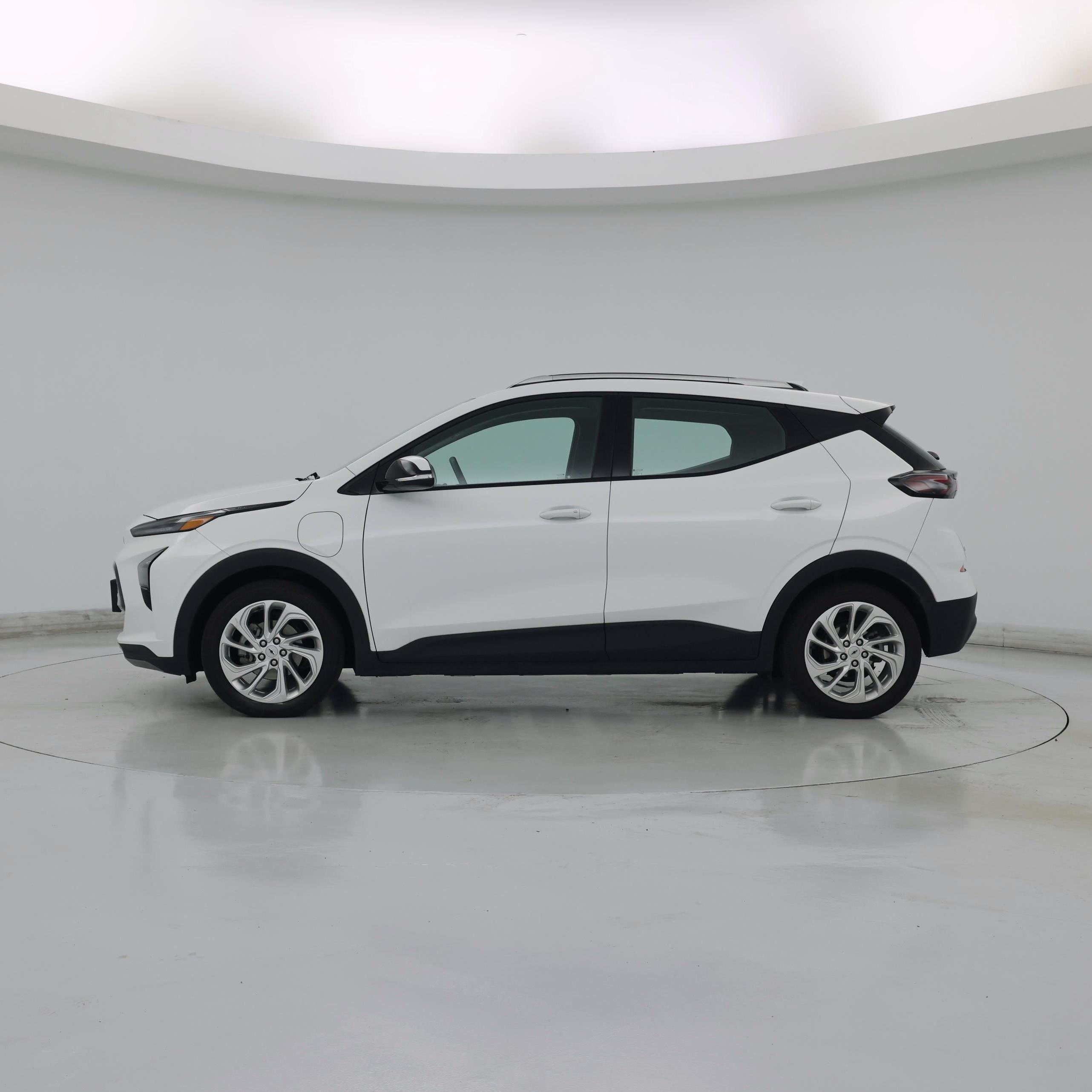 Thumbnail: 2023 Chevrolet Bolt EUV - 3
