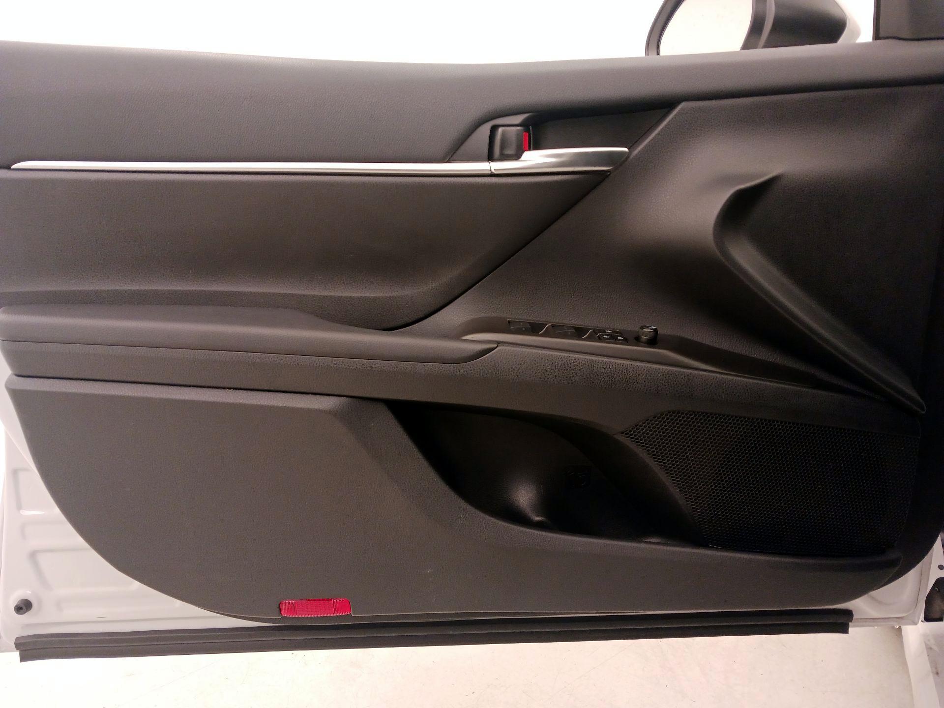 Thumbnail: 2024 Toyota Camry - 12